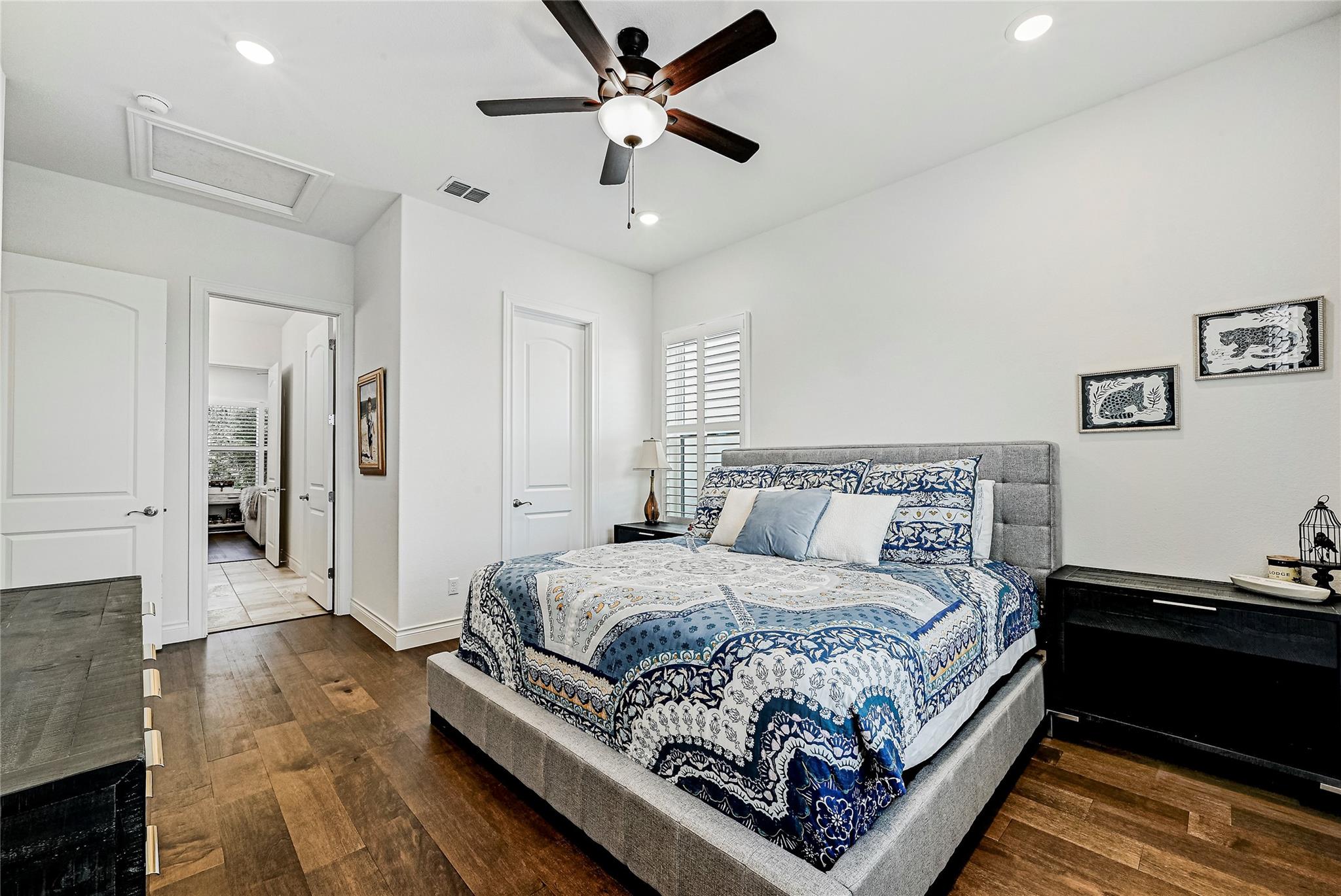 120 Delfino Pl, Horseshoe Bay, TX 78657