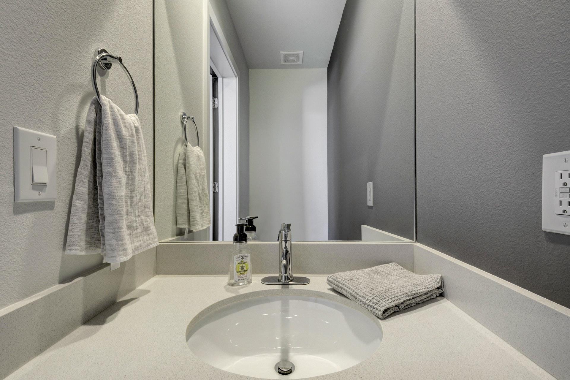 1800 E 4th St # 263, Austin, TX 78702