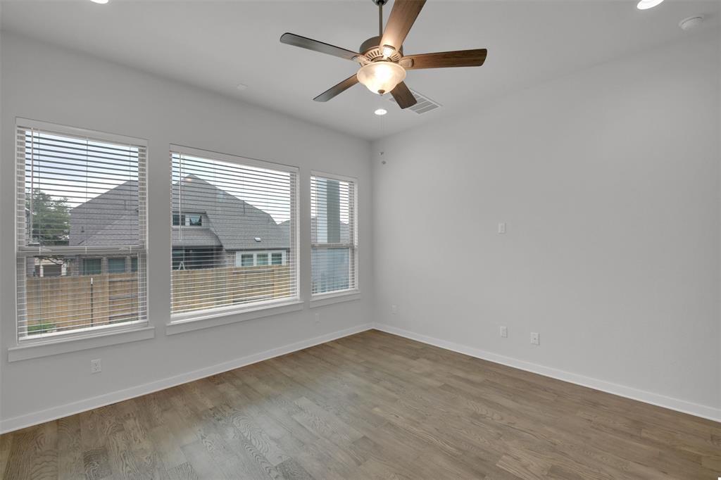 2228 Santa Isabella Dr, Leander, TX 78641