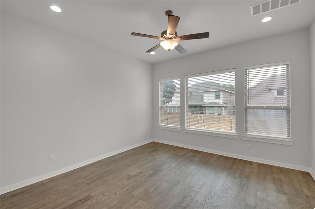 2228 Santa Isabella Dr, Leander, TX 78641