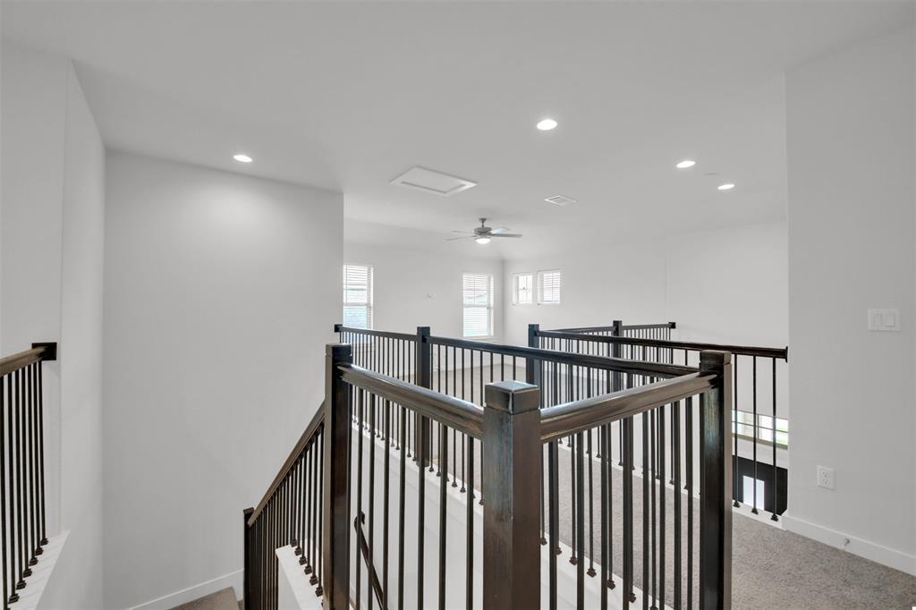 2228 Santa Isabella Dr, Leander, TX 78641
