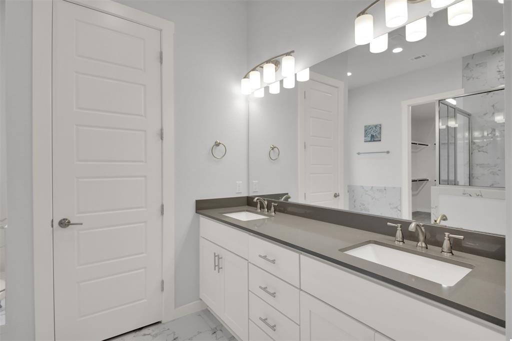 2228 Santa Isabella Dr, Leander, TX 78641