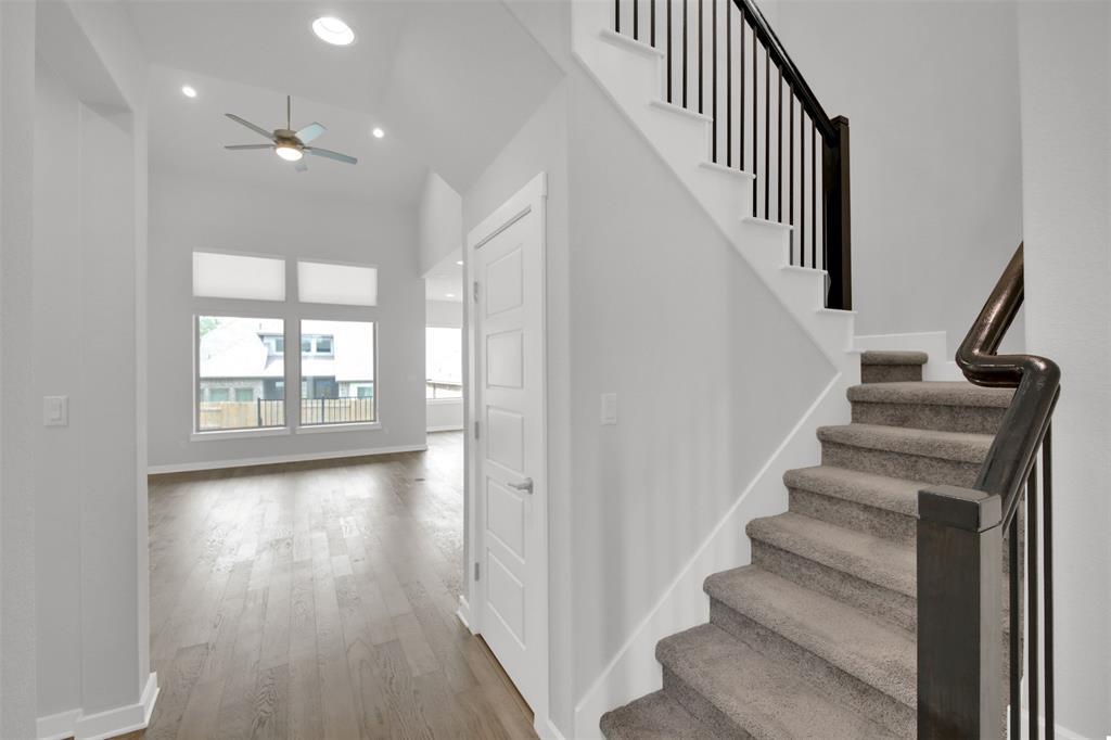 2228 Santa Isabella Dr, Leander, TX 78641
