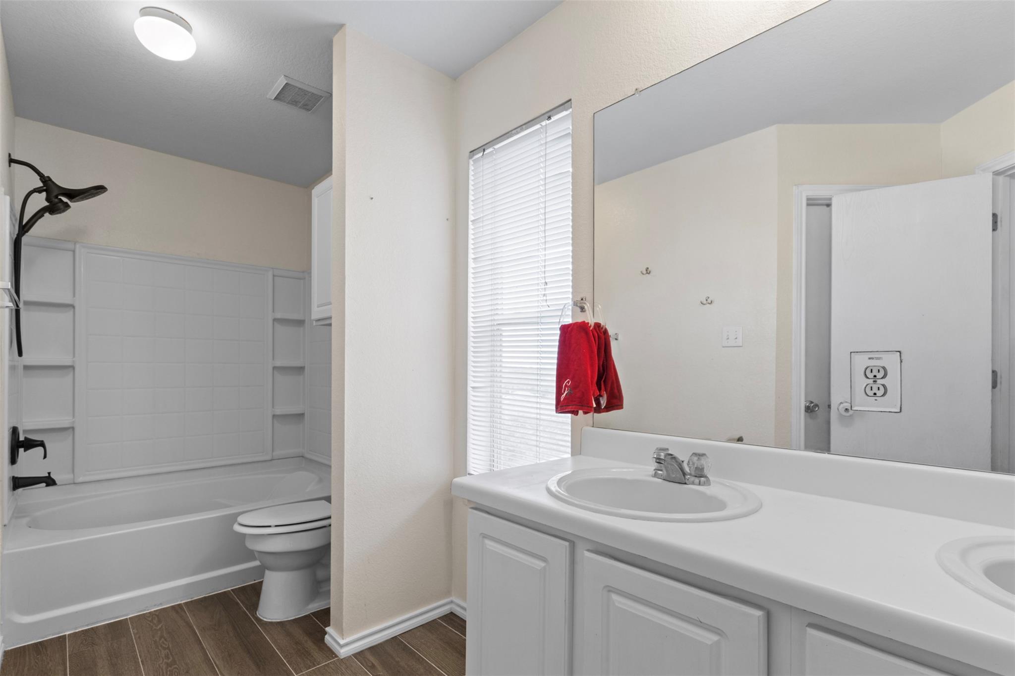 161 Prairie Verbena Dr, Kyle, TX 78640