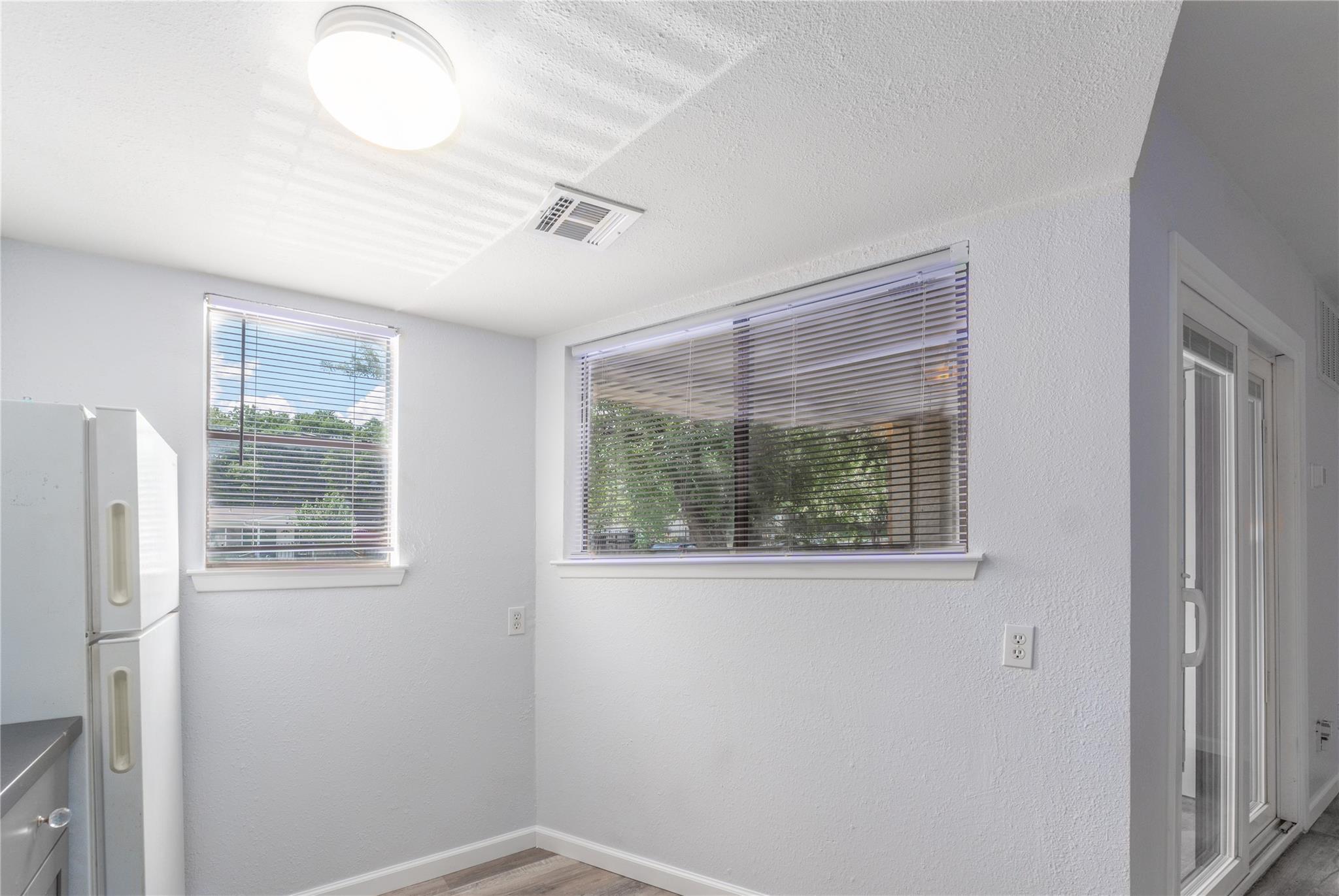 2500 Burleson Rd # 502, Austin, TX 78741