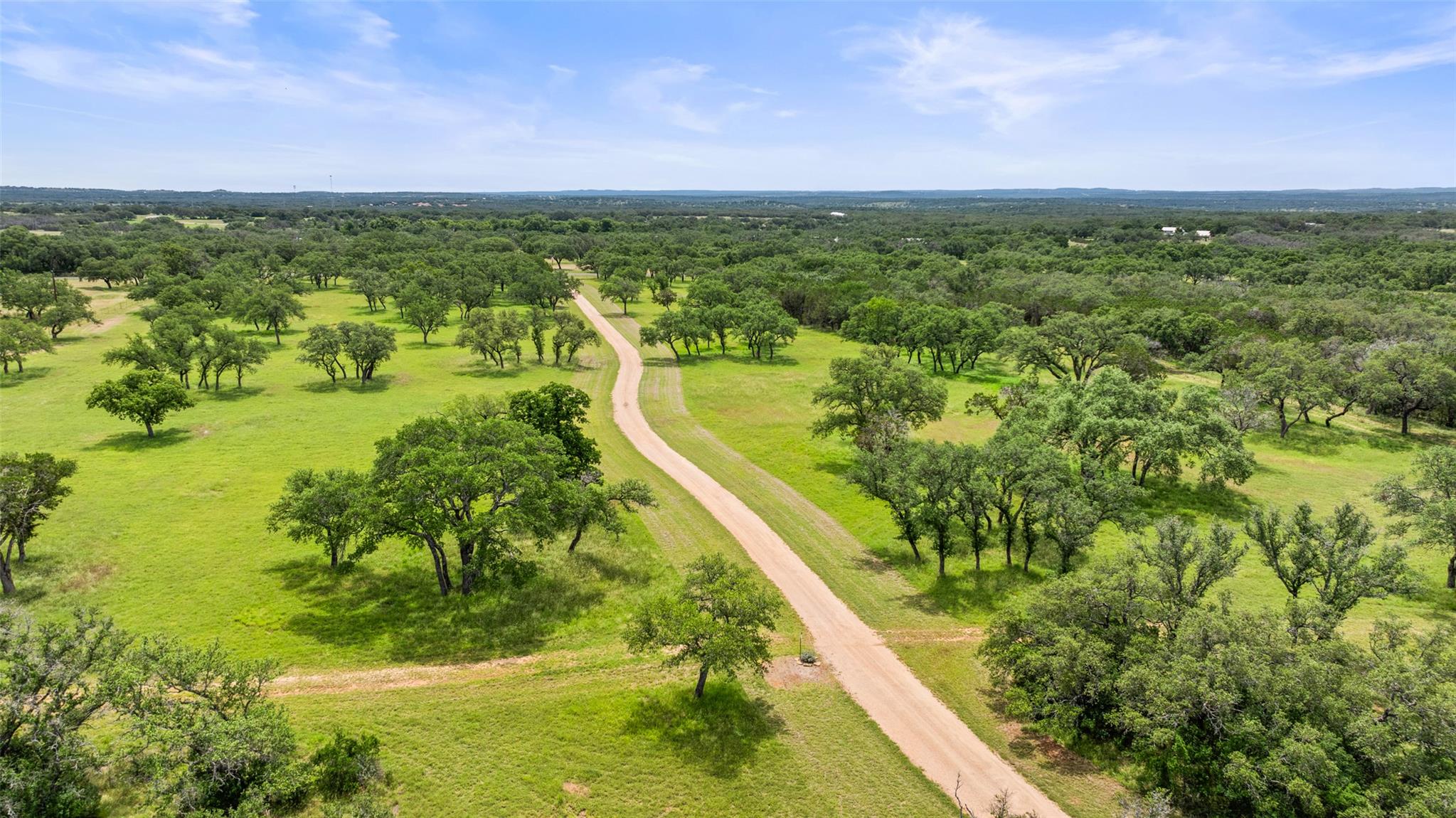 1241 Sandy Oaks Ranch Rd, Johnson City, TX 78636