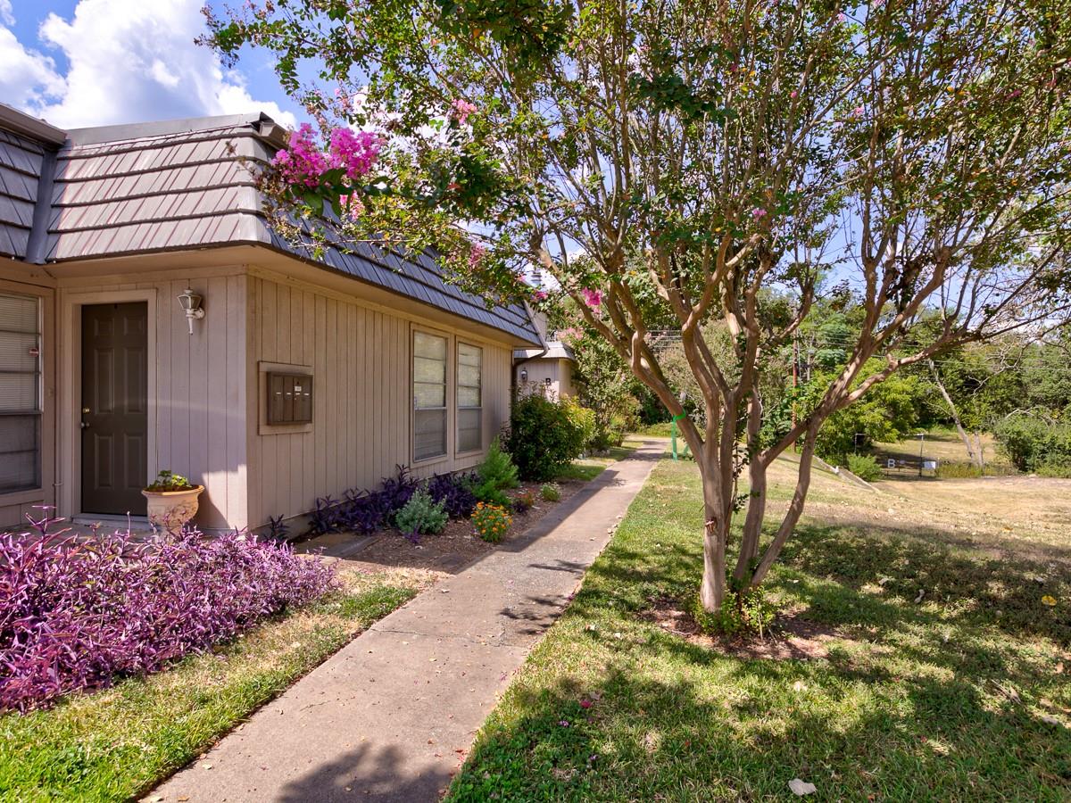 710 Castle Ridge Rd # B, Austin, TX 78746
