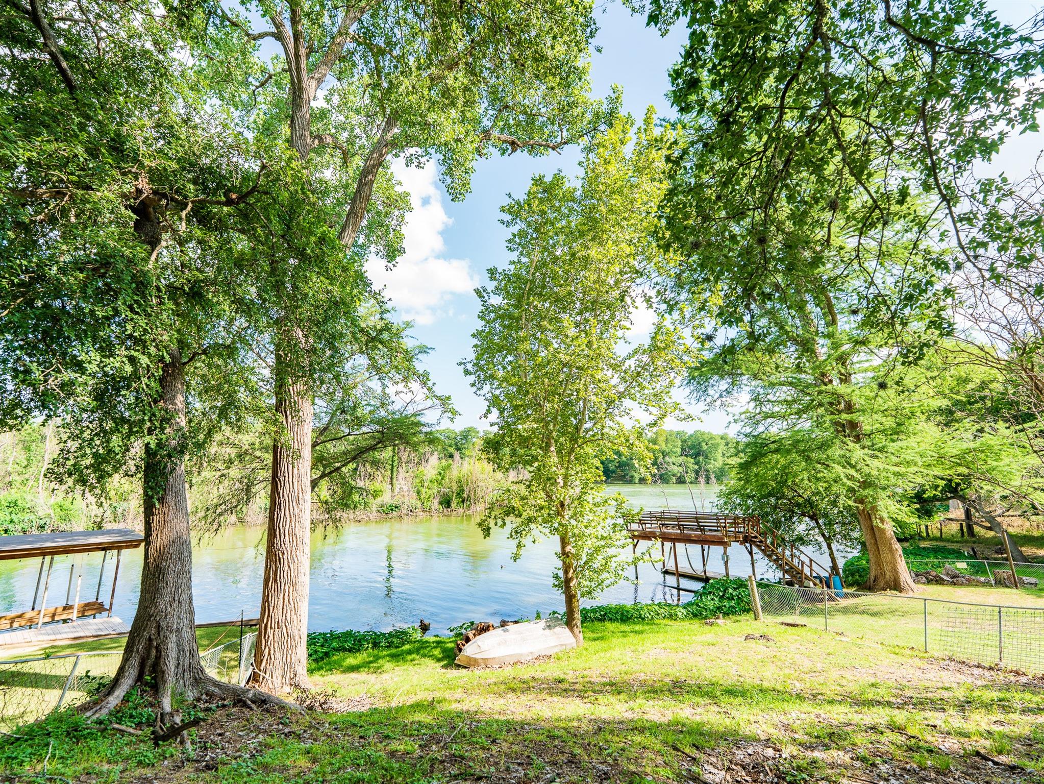1229 Lone Star Dr, New Braunfels, TX 78130