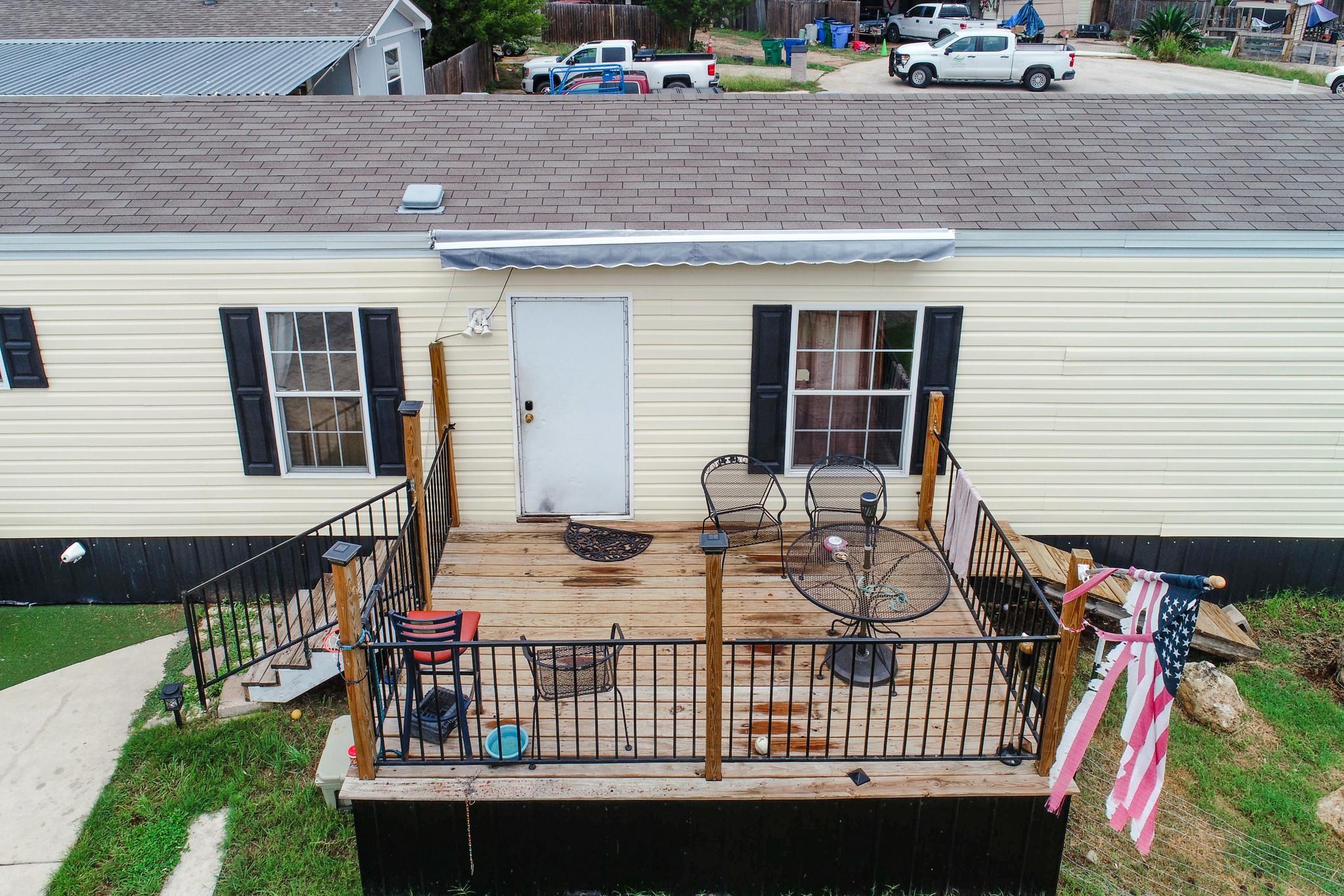 7106 Cowpoke Trl, Lago Vista, TX 78645