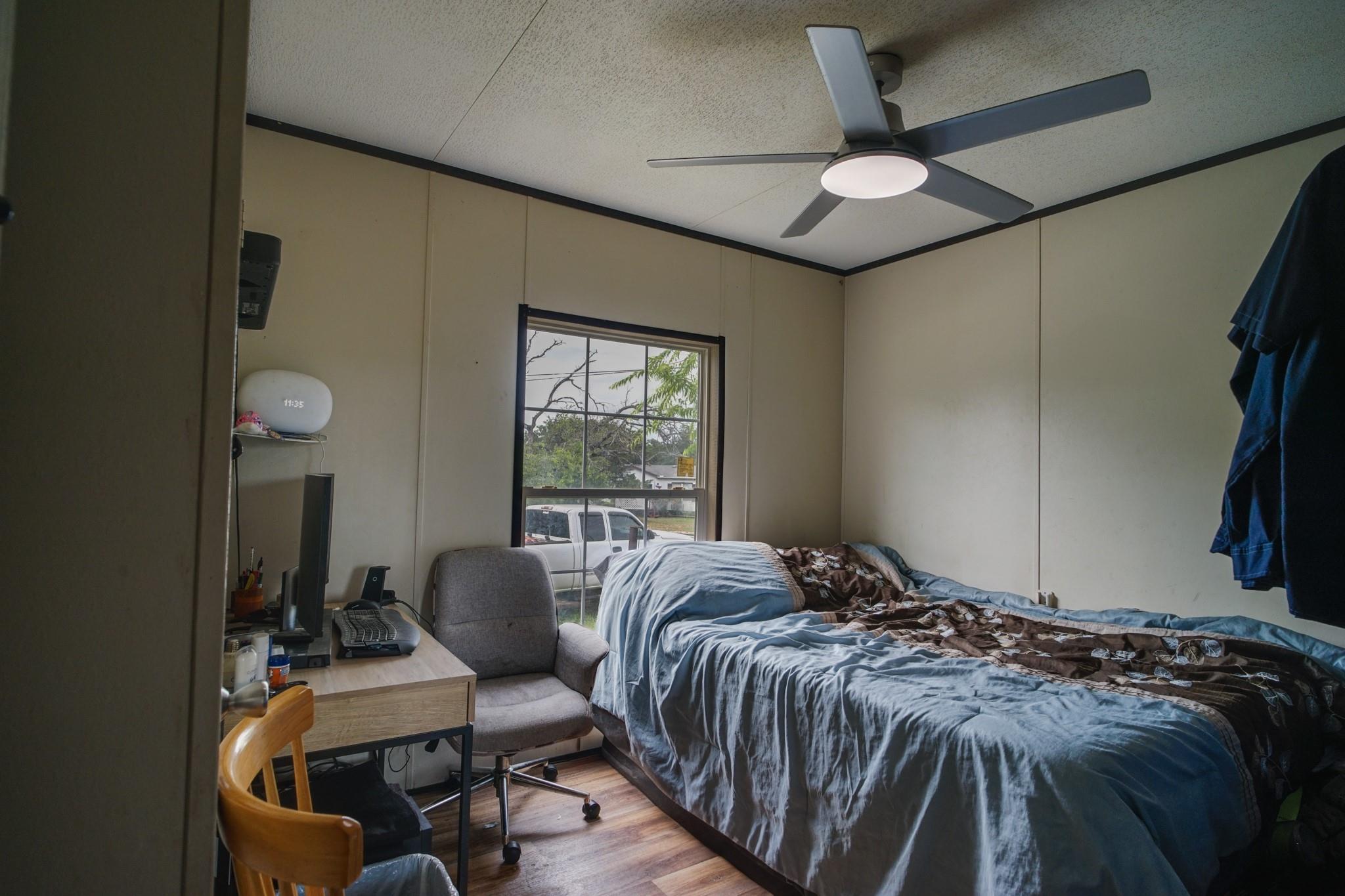 7106 Cowpoke Trl, Lago Vista, TX 78645