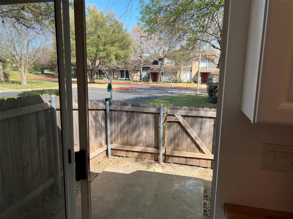 1015 E Yager Ln # 77, Austin, TX 78753