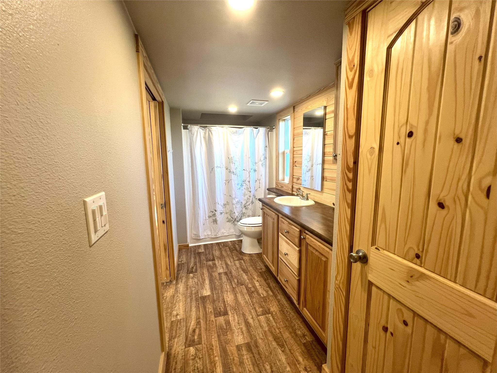3528 N Fm 1174 Rd, Bertram, TX 78605