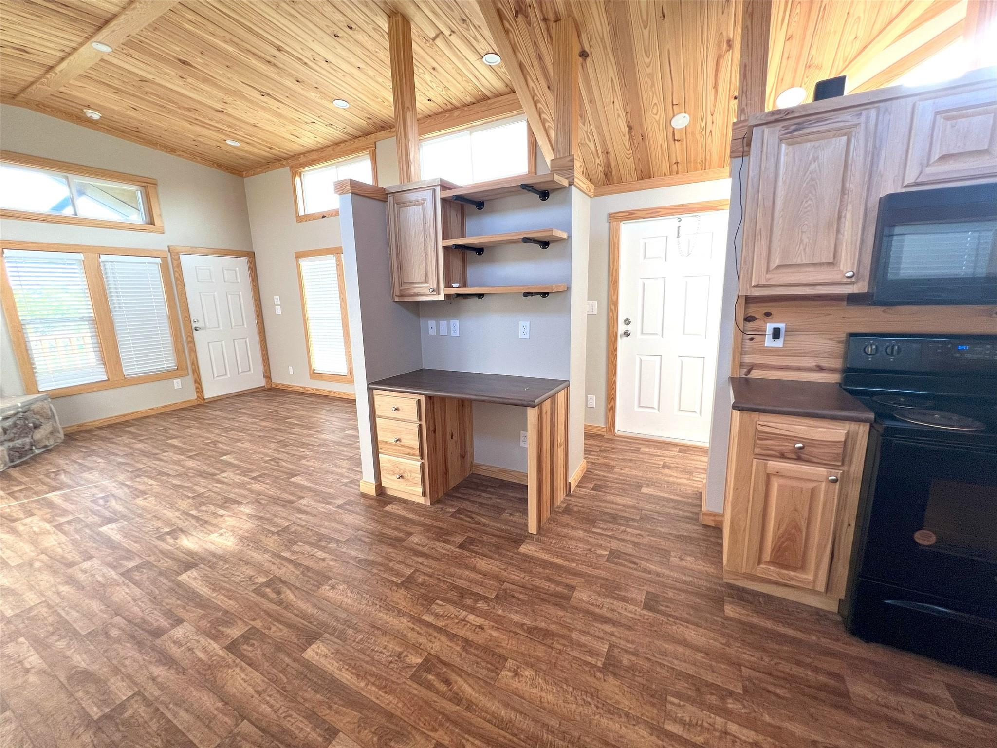3528 N Fm 1174 Rd, Bertram, TX 78605