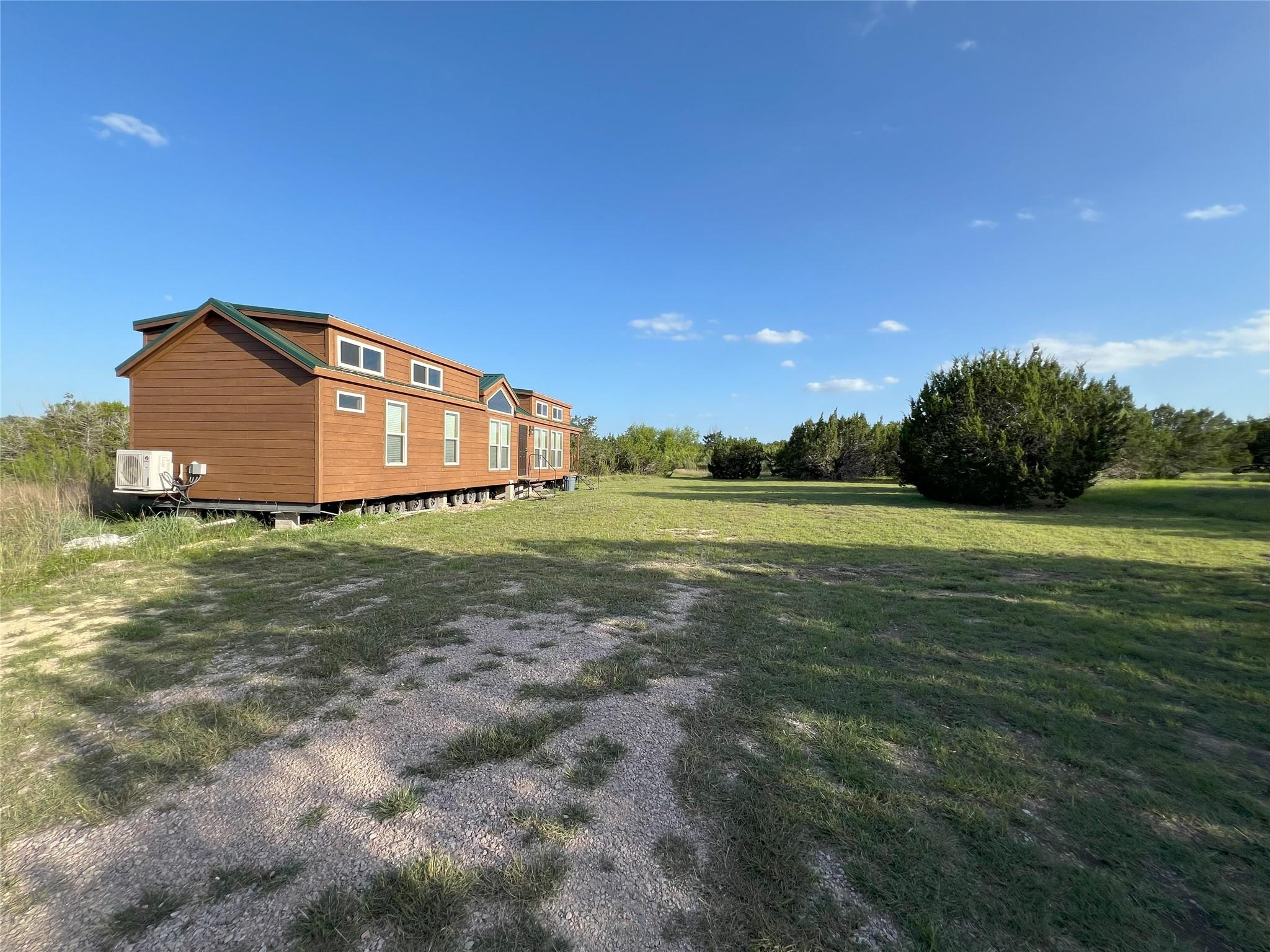 3528 N Fm 1174 Rd, Bertram, TX 78605