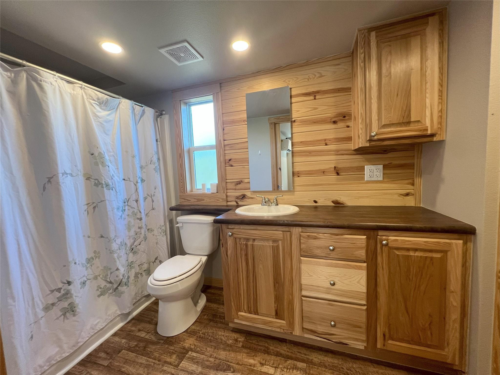 3528 N Fm 1174 Rd, Bertram, TX 78605