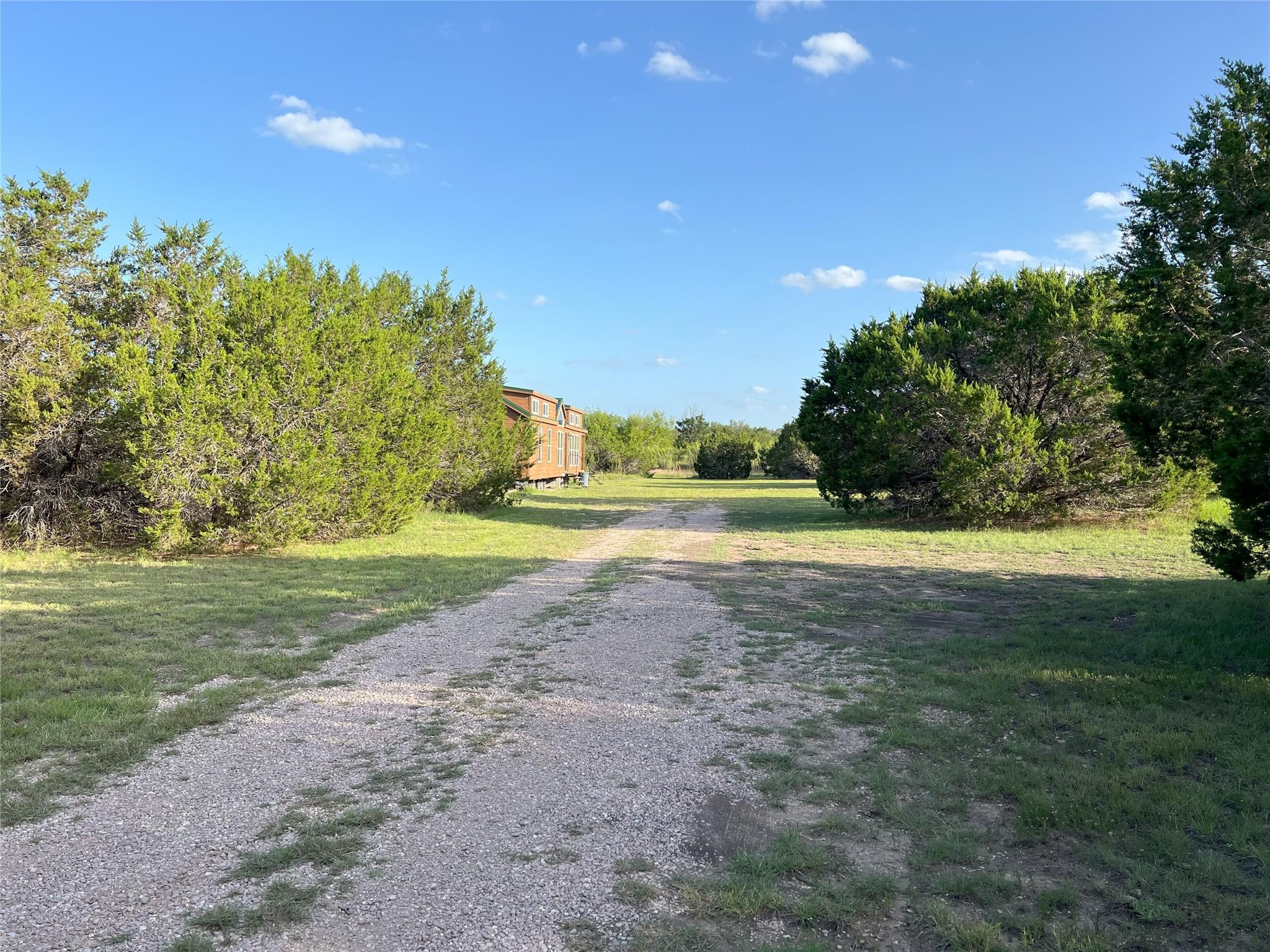 3528 N Fm 1174 Rd, Bertram, TX 78605