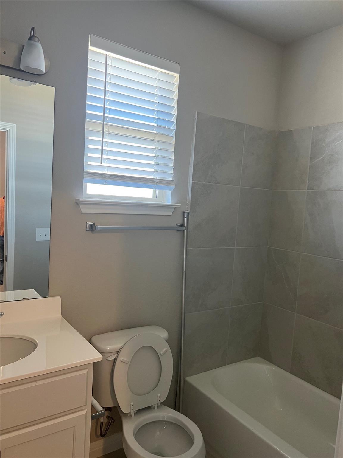 143 MacArthur Dr, Leander, TX 78641