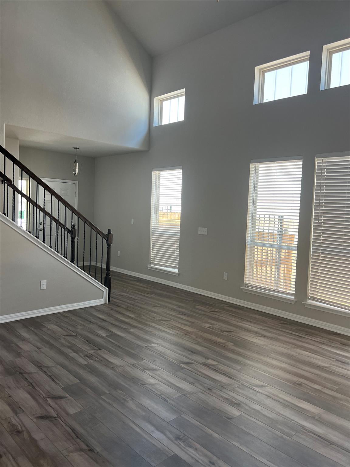 143 MacArthur Dr, Leander, TX 78641