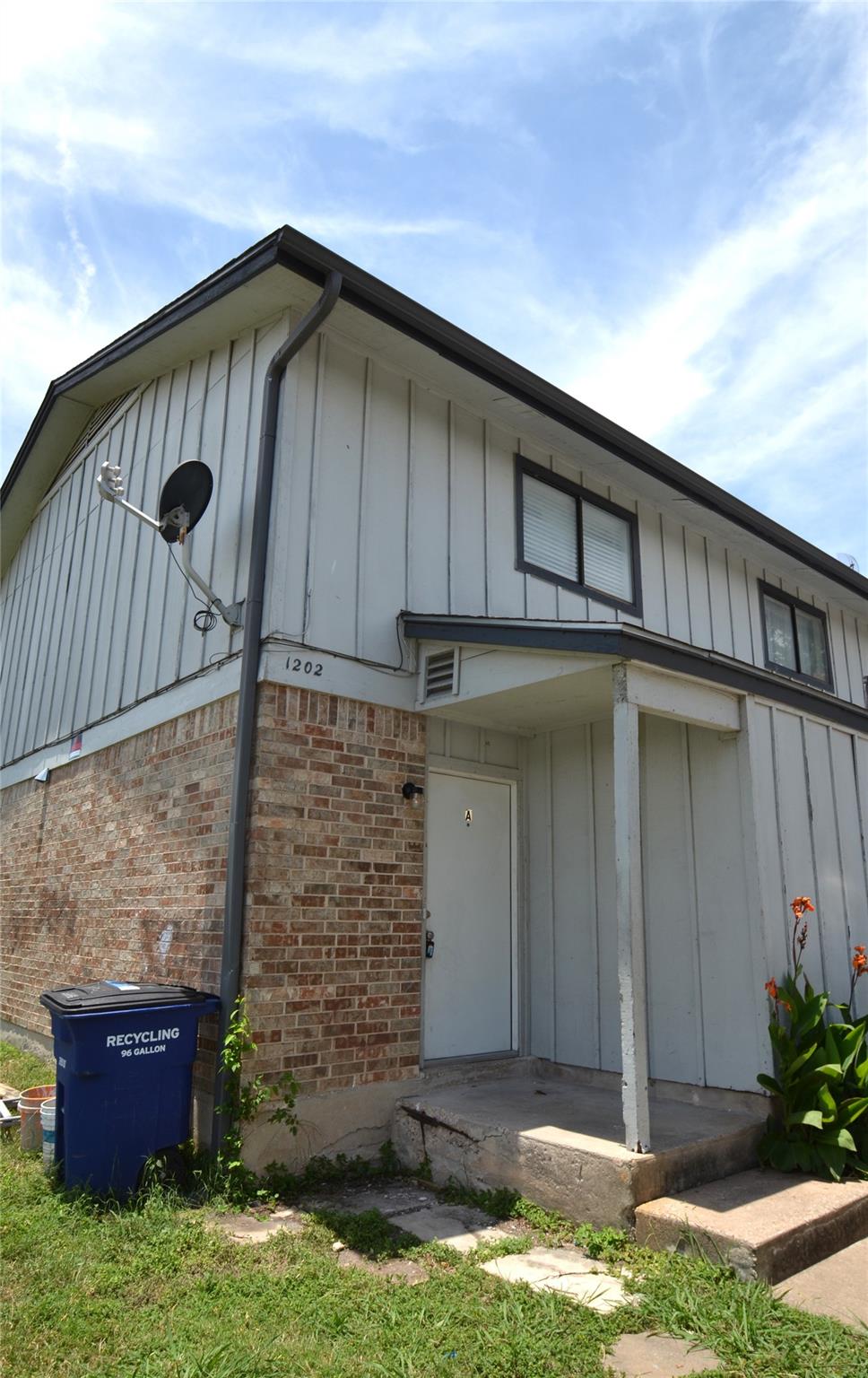 1202 Southport Dr # A, Austin, TX 78704