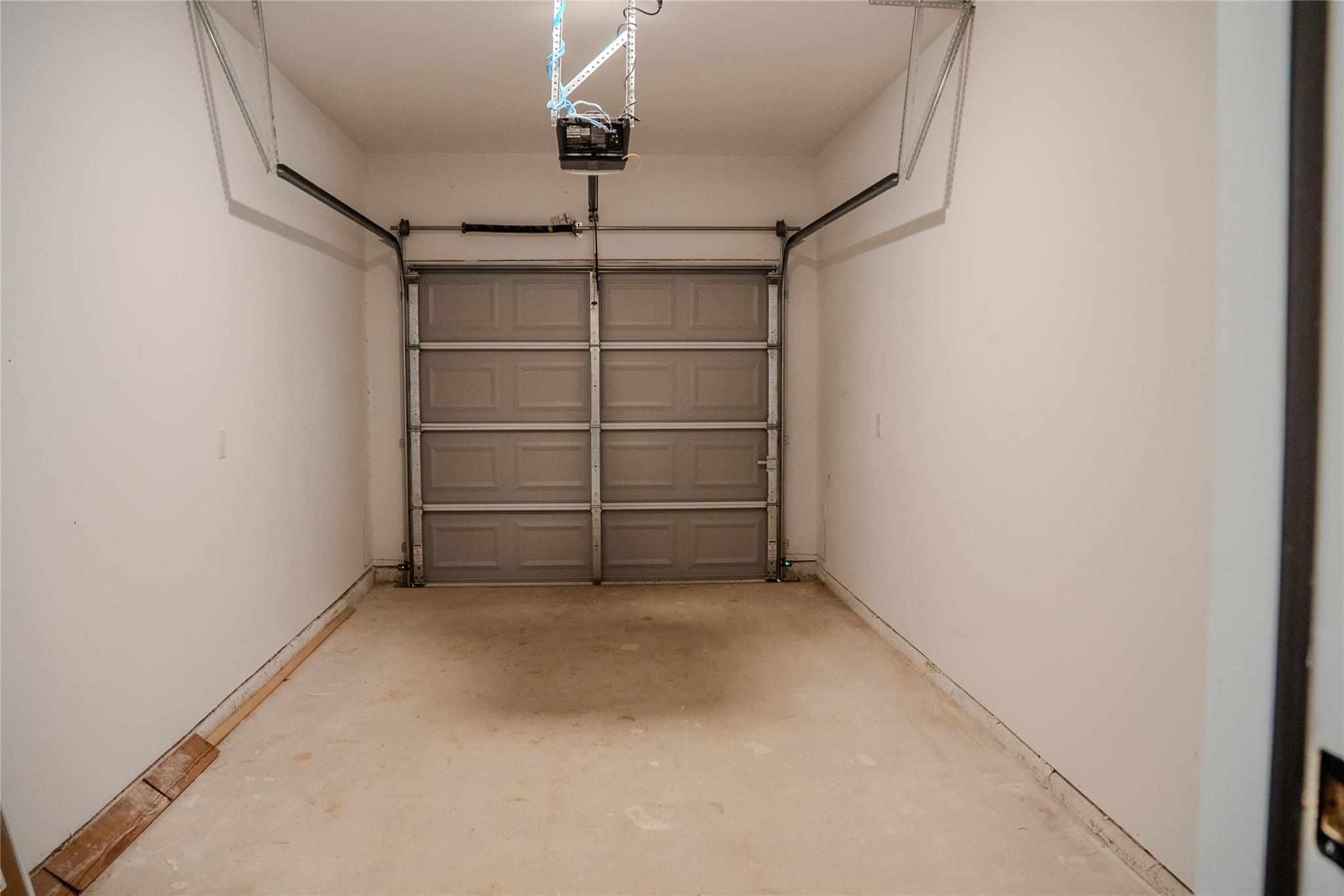 2220 Mc Arthur Ave, Kingsland, TX 78639