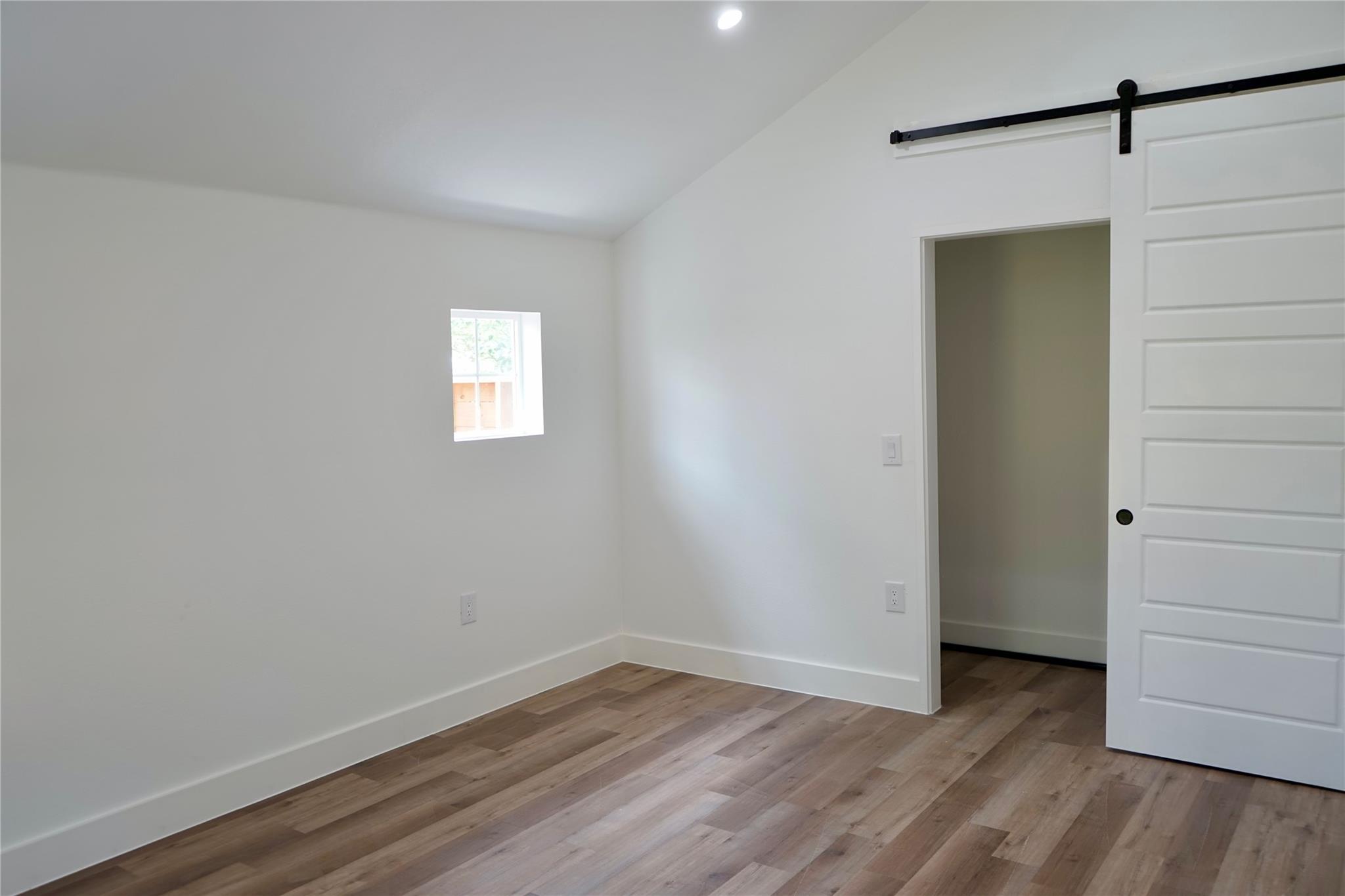 545 W Vaughan St, Bertram, TX 78605