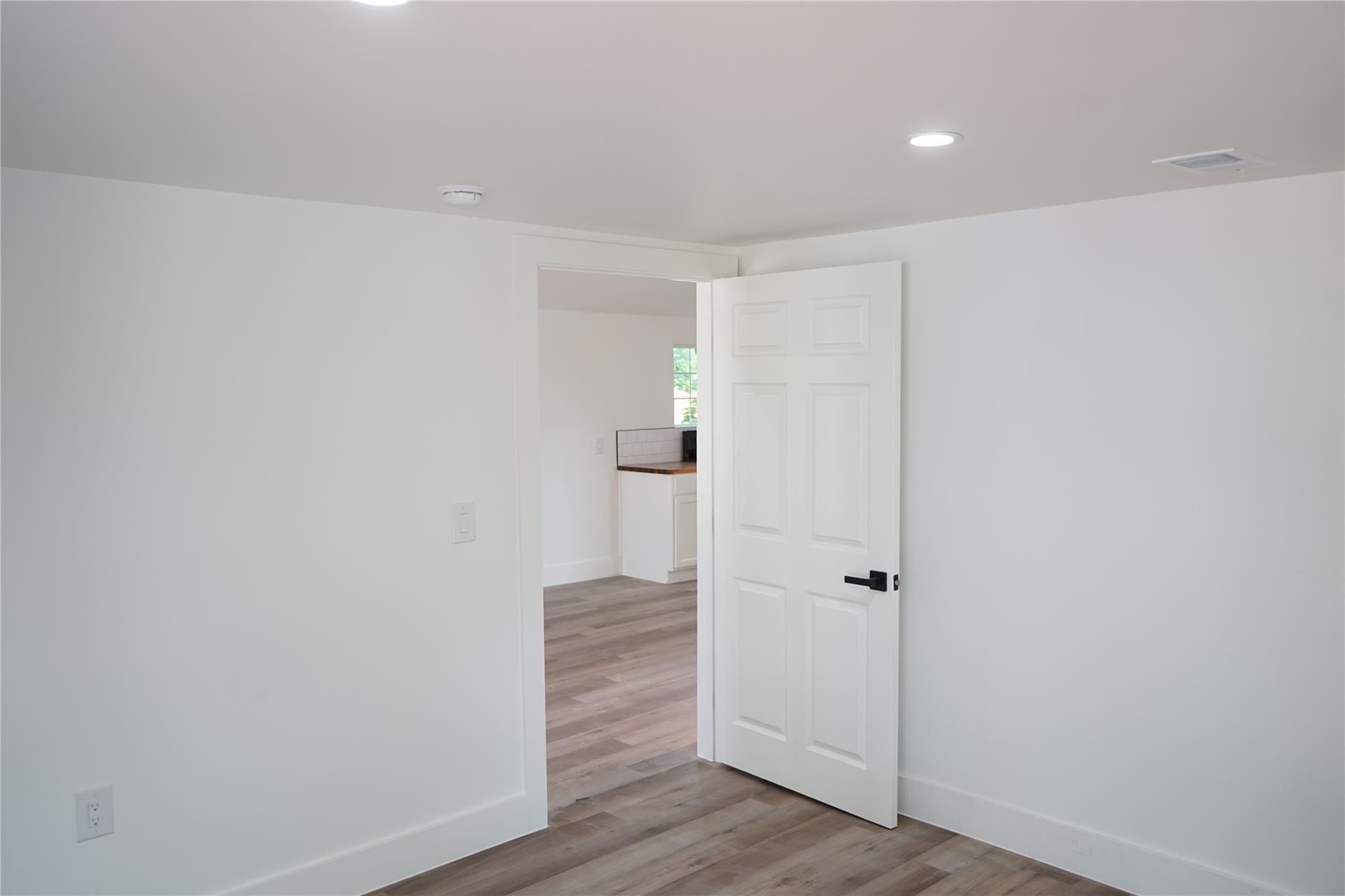 545 W Vaughan St, Bertram, TX 78605