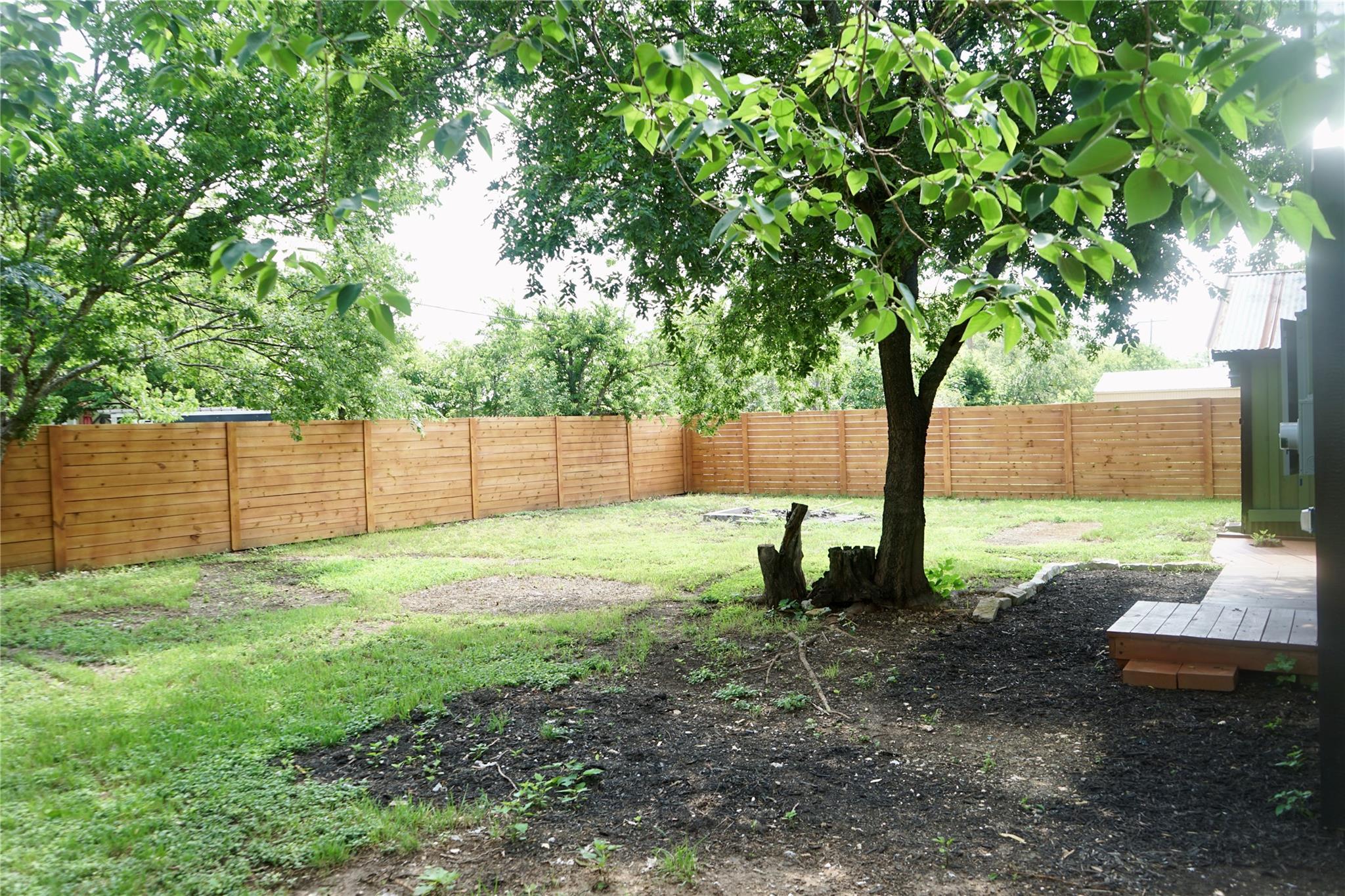 545 W Vaughan St, Bertram, TX 78605