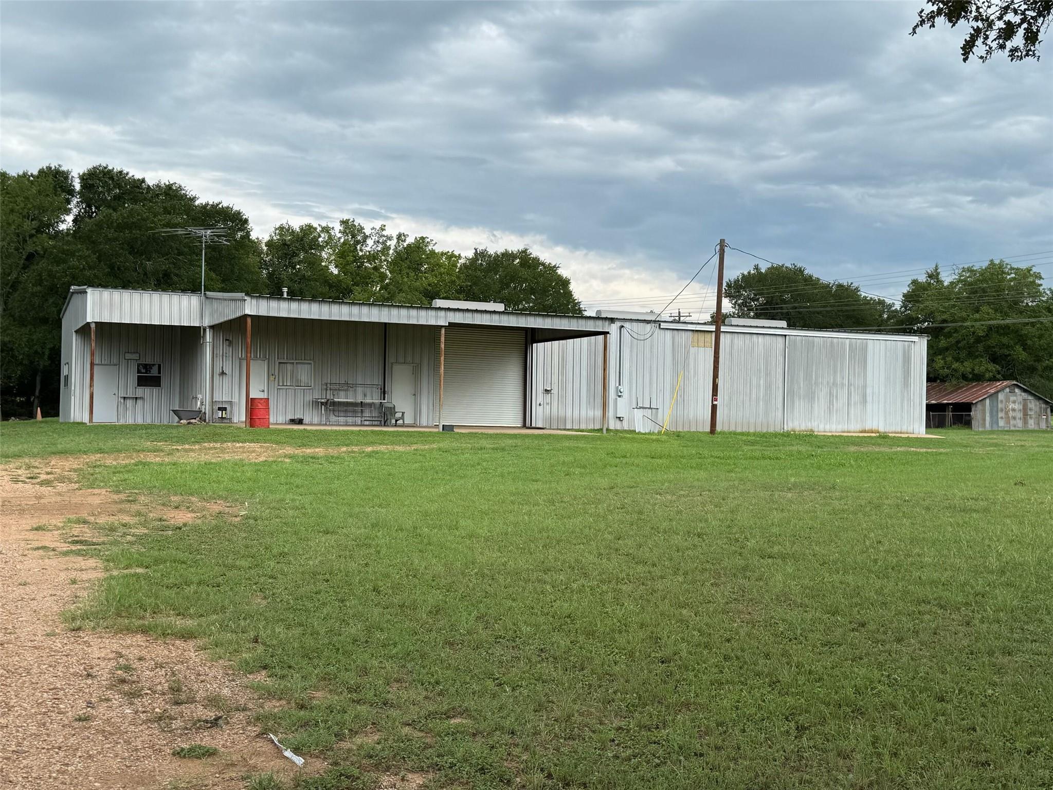 291 Reid's Bnd, Bastrop, TX 78602