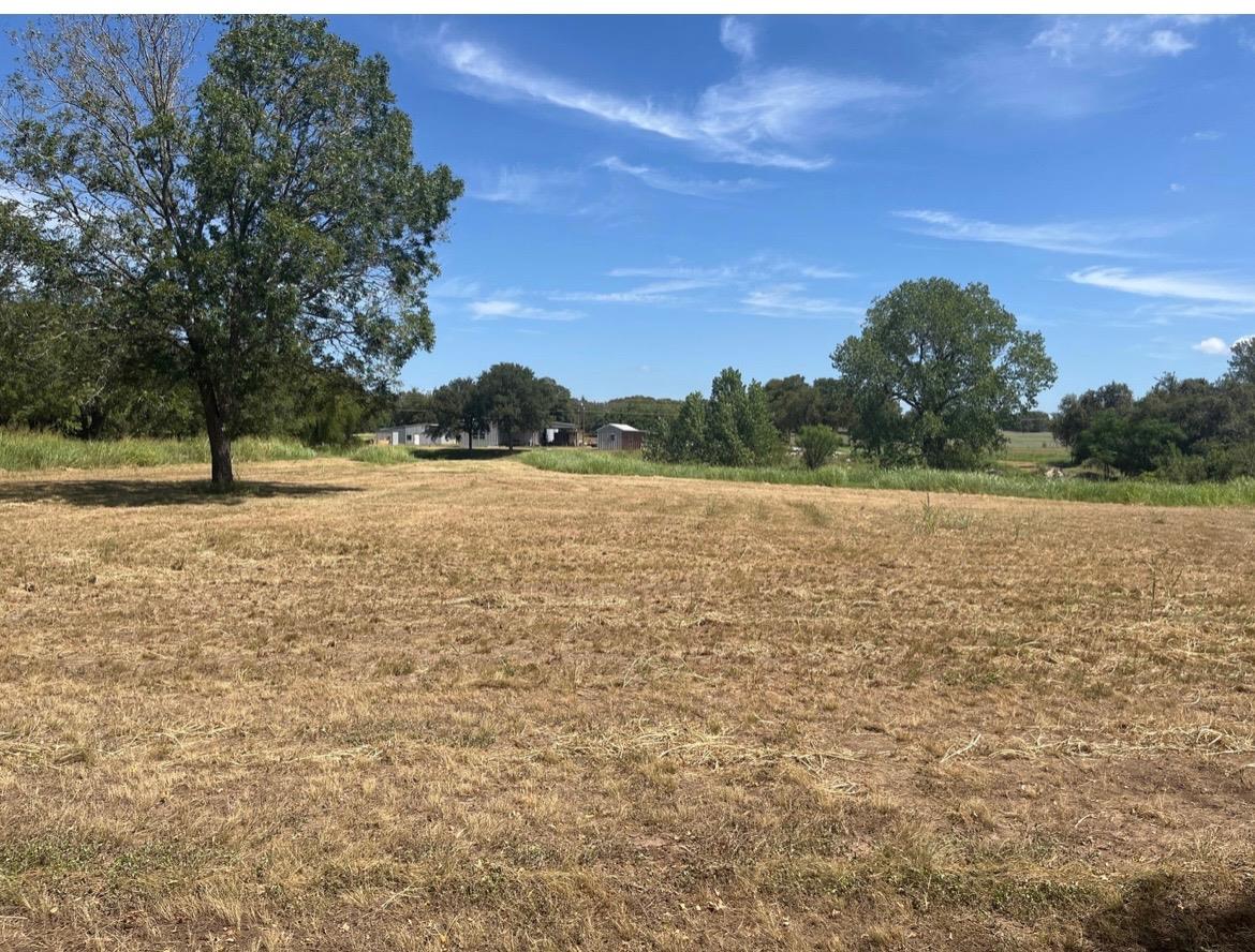 291 Reid's Bnd, Bastrop, TX 78602