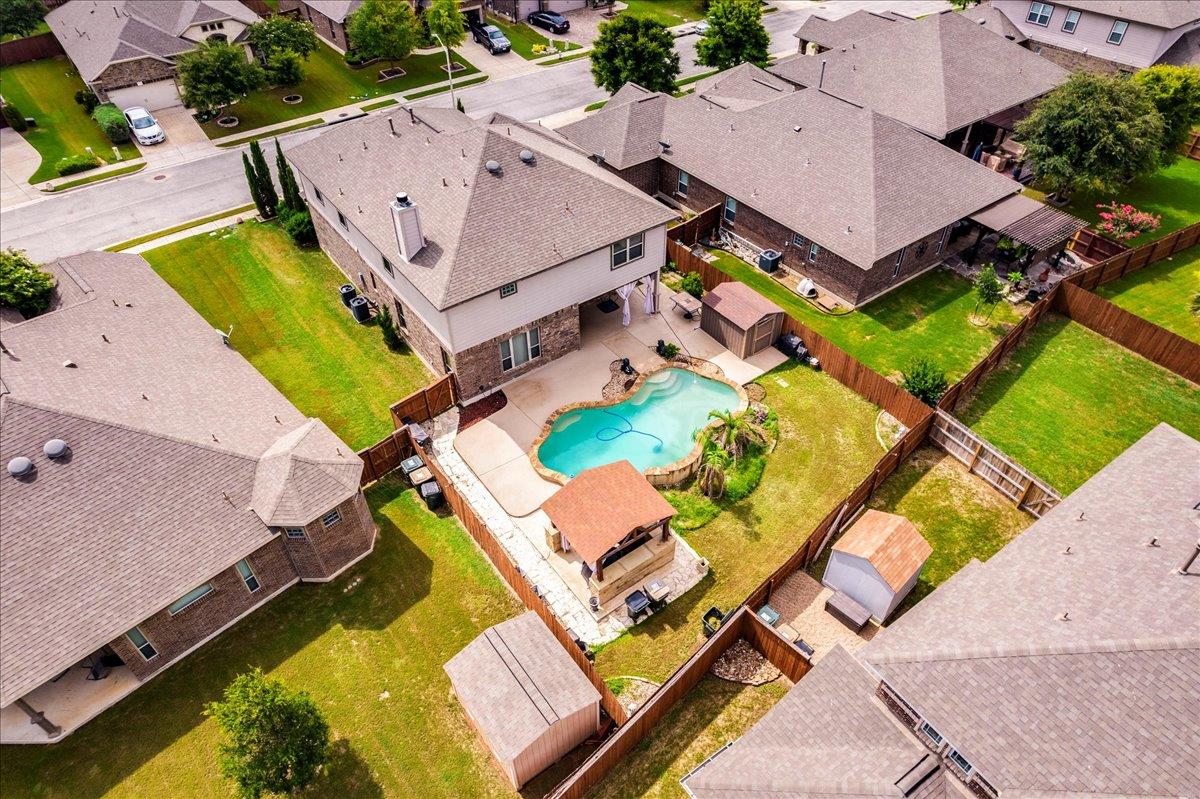 913 Overcup Dr, San Marcos, TX 78666
