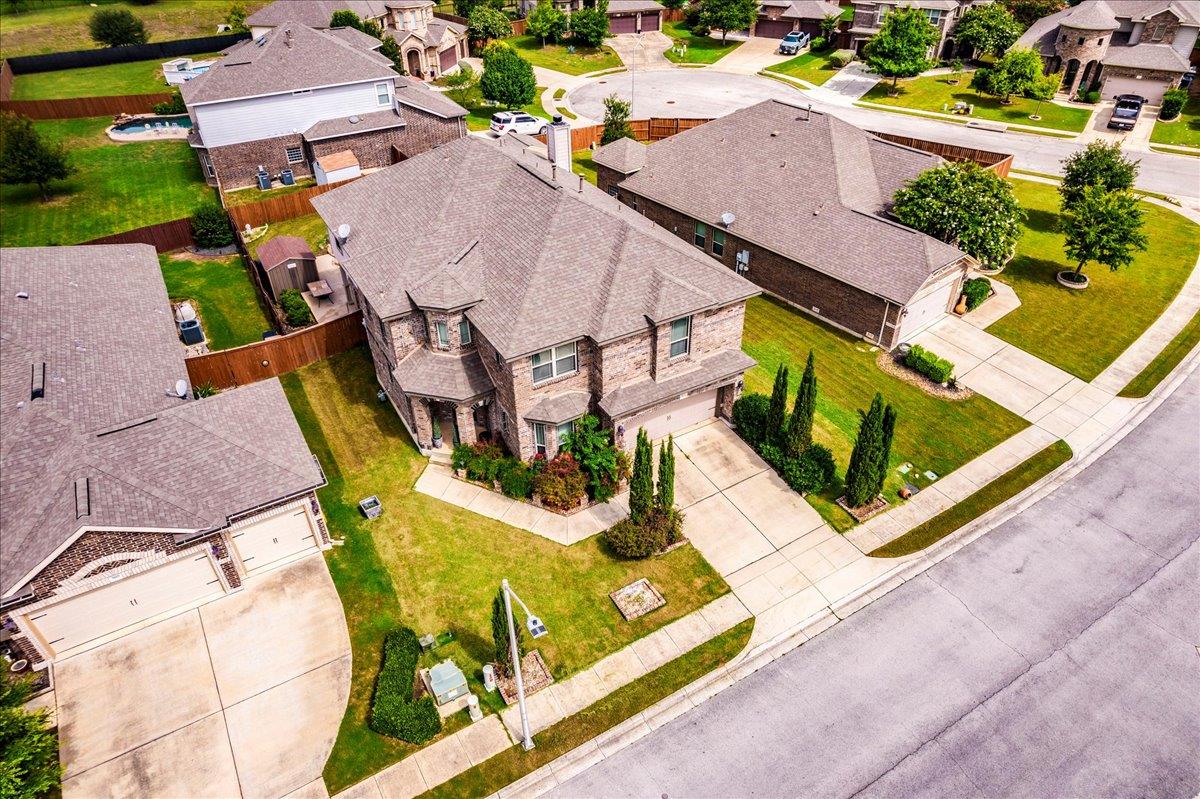 913 Overcup Dr, San Marcos, TX 78666