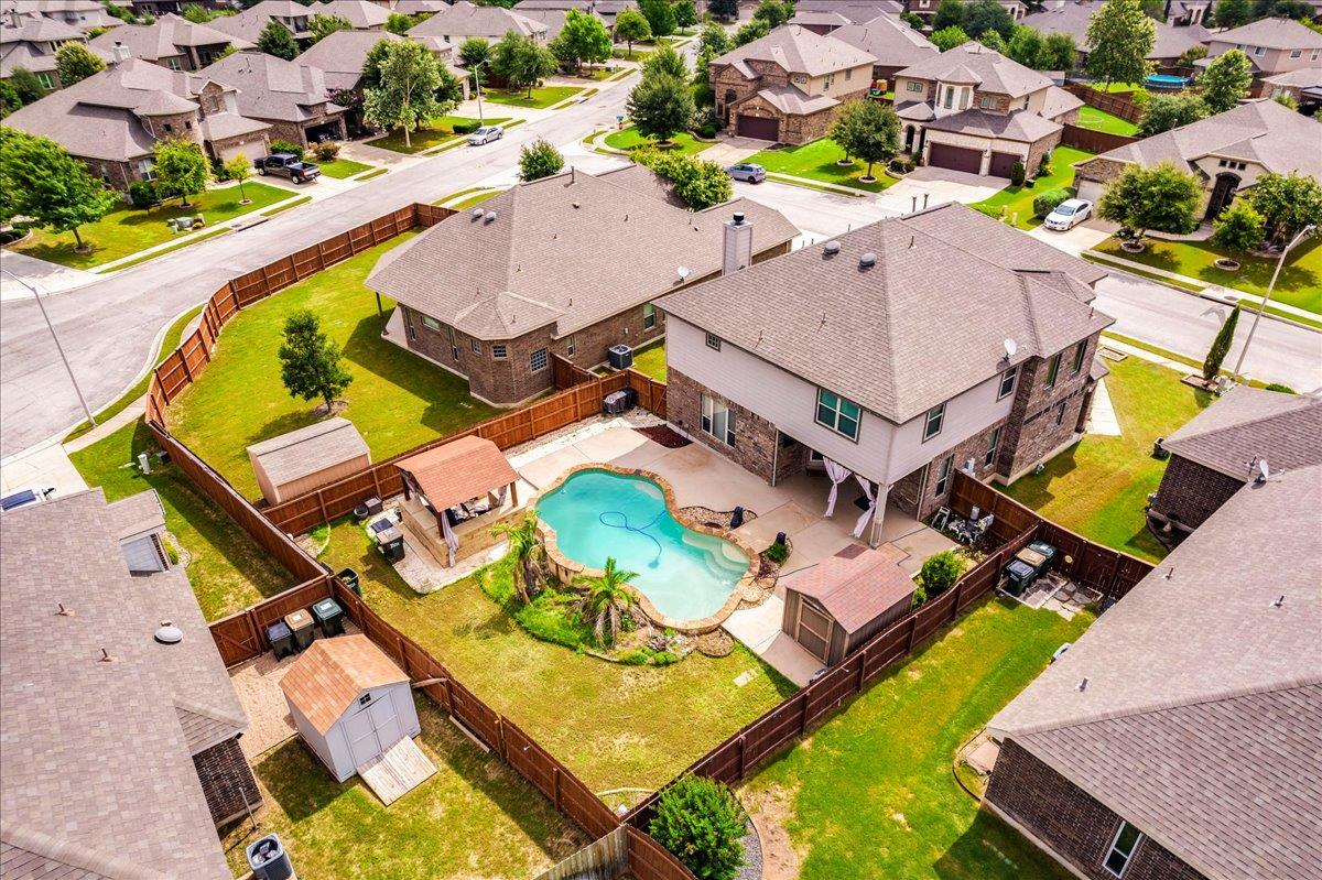913 Overcup Dr, San Marcos, TX 78666