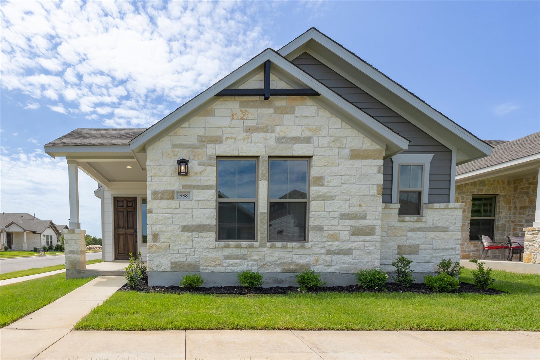 338 Orleanian Dr, Buda, TX 78610