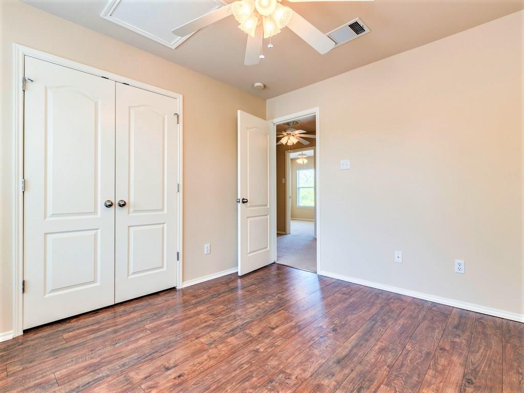 279 Cleveland St, Kyle, TX 78640