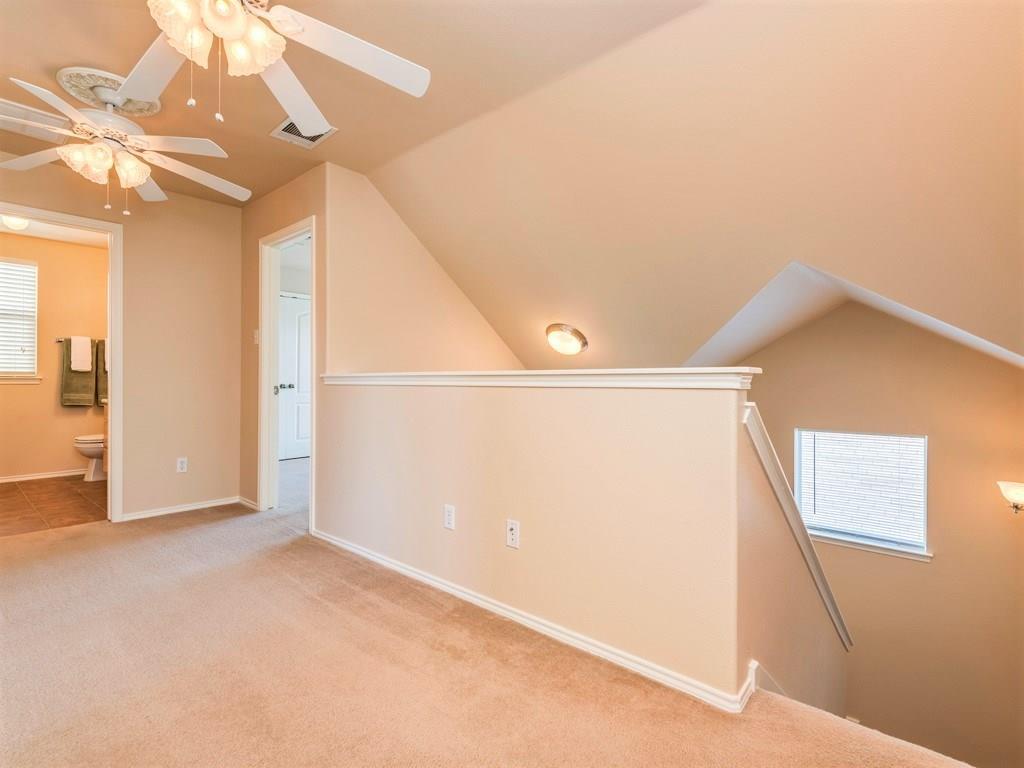 279 Cleveland St, Kyle, TX 78640