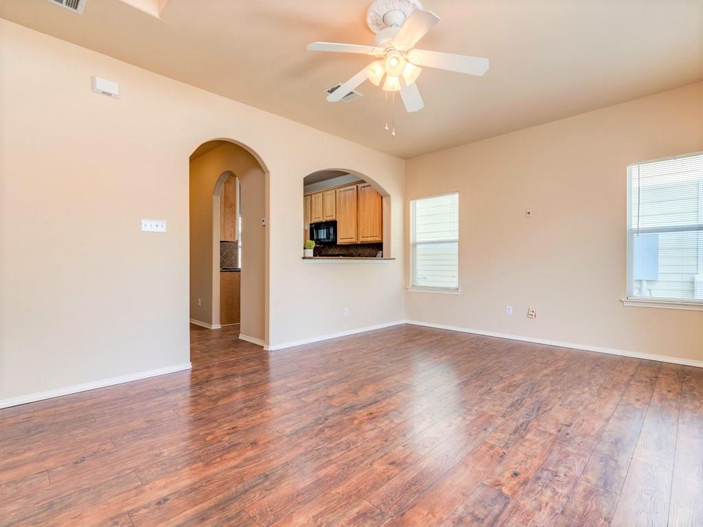 279 Cleveland St, Kyle, TX 78640