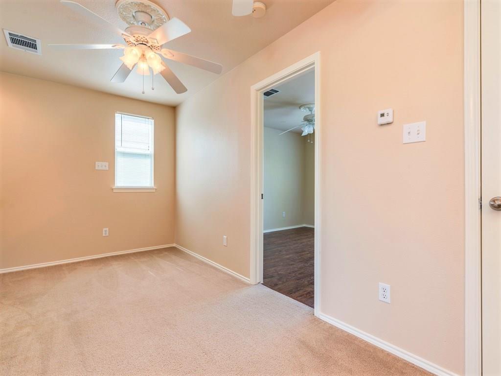279 Cleveland St, Kyle, TX 78640