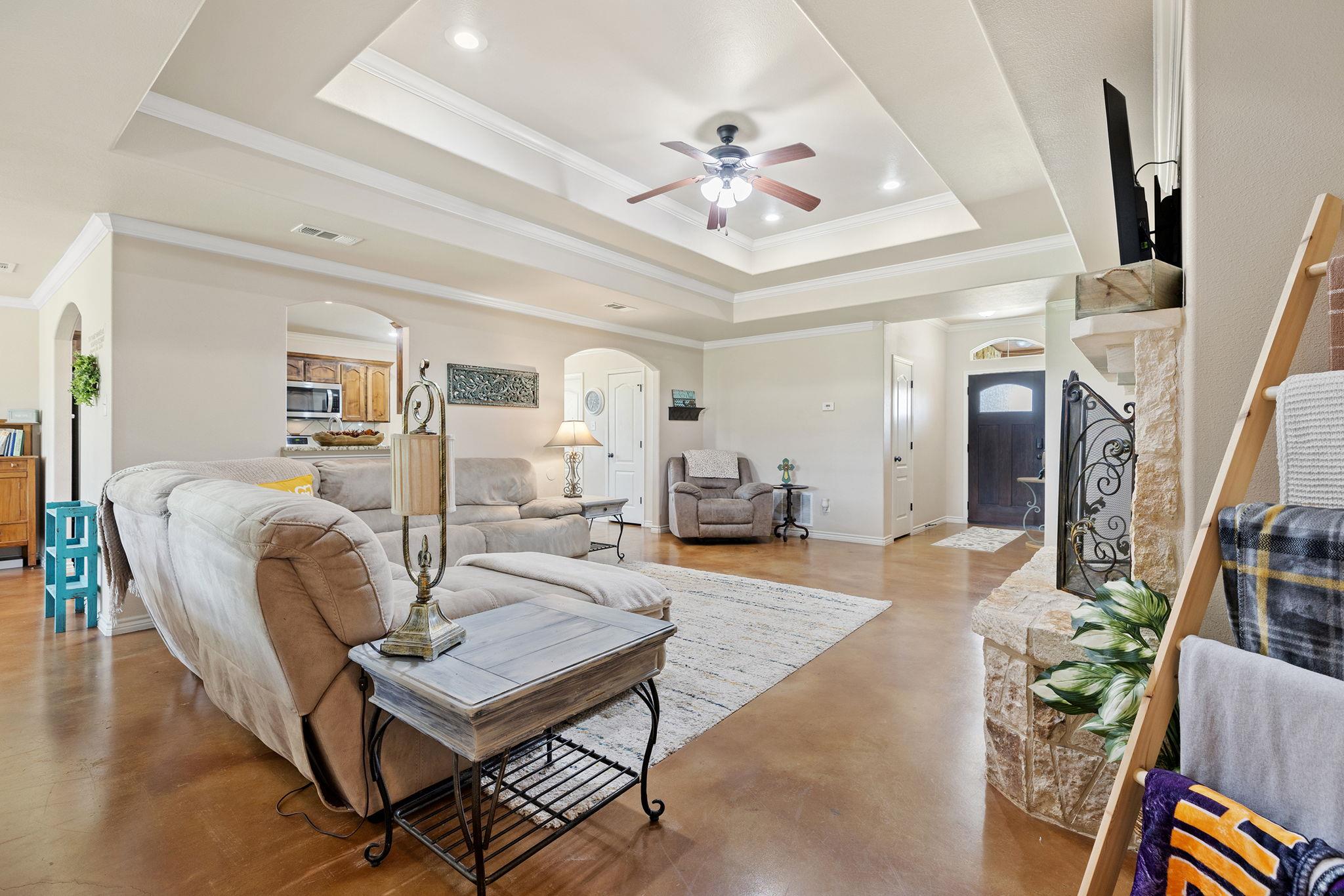 104 Angela Dr, Liberty Hill, TX 78642