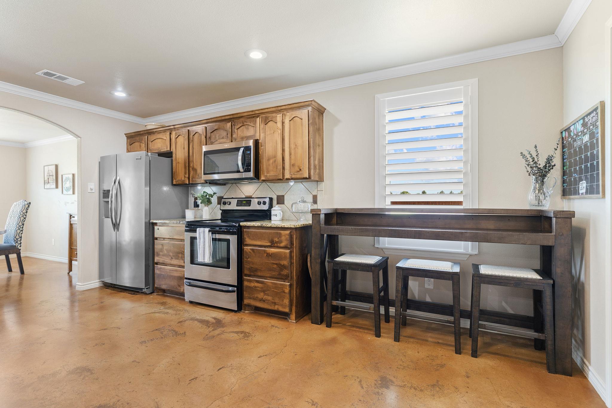 104 Angela Dr, Liberty Hill, TX 78642