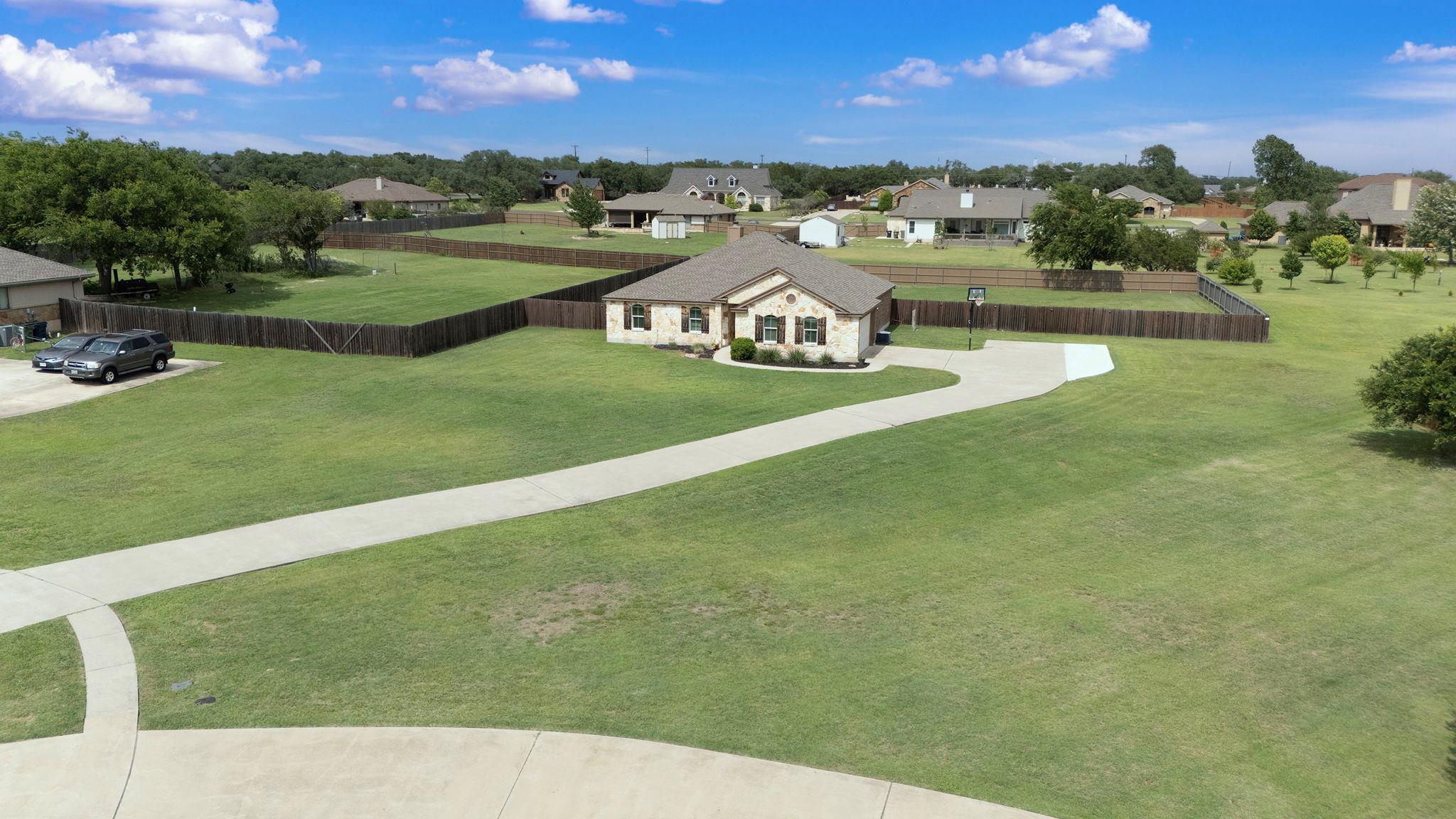 104 Angela Dr, Liberty Hill, TX 78642