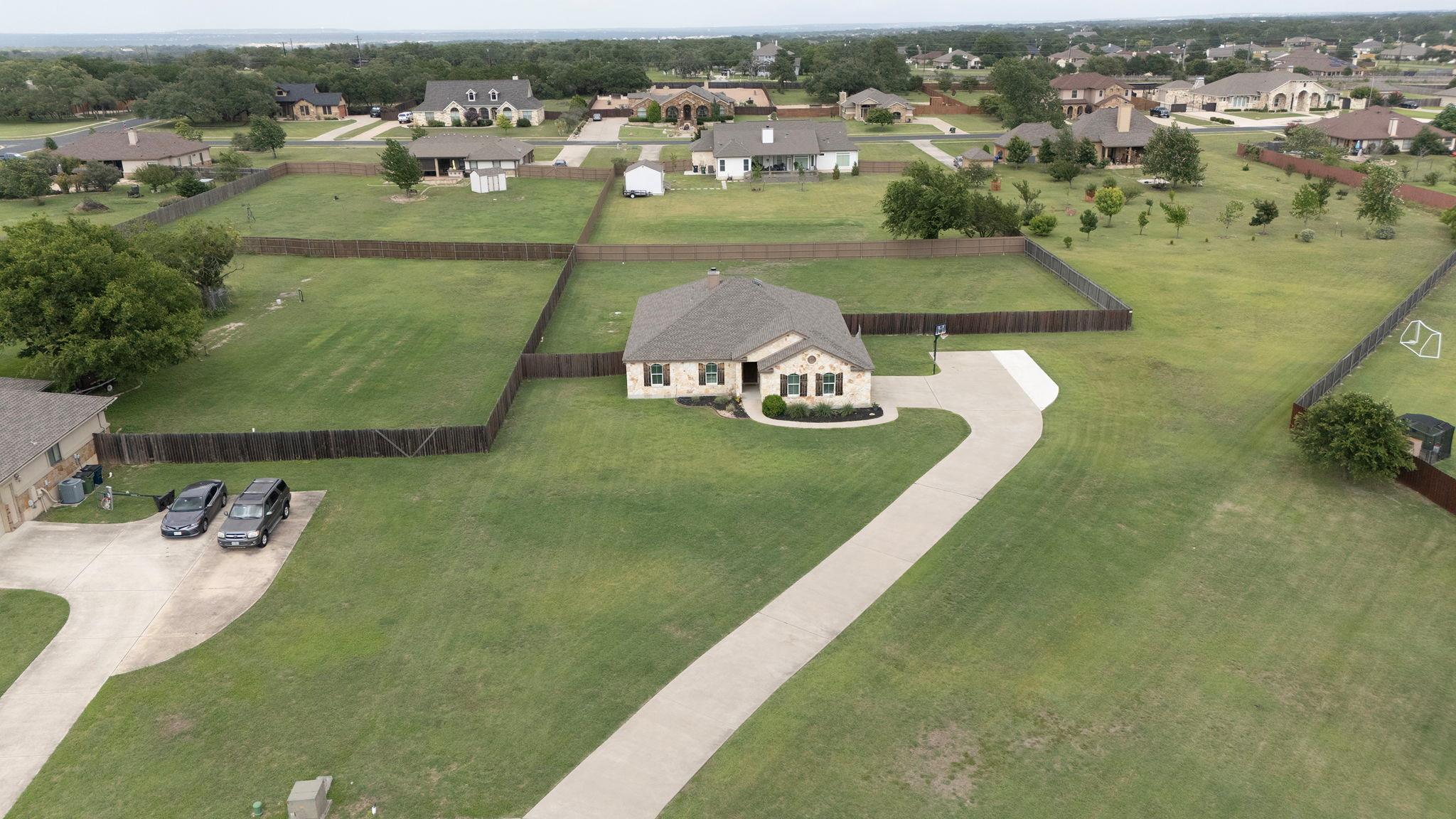 104 Angela Dr, Liberty Hill, TX 78642