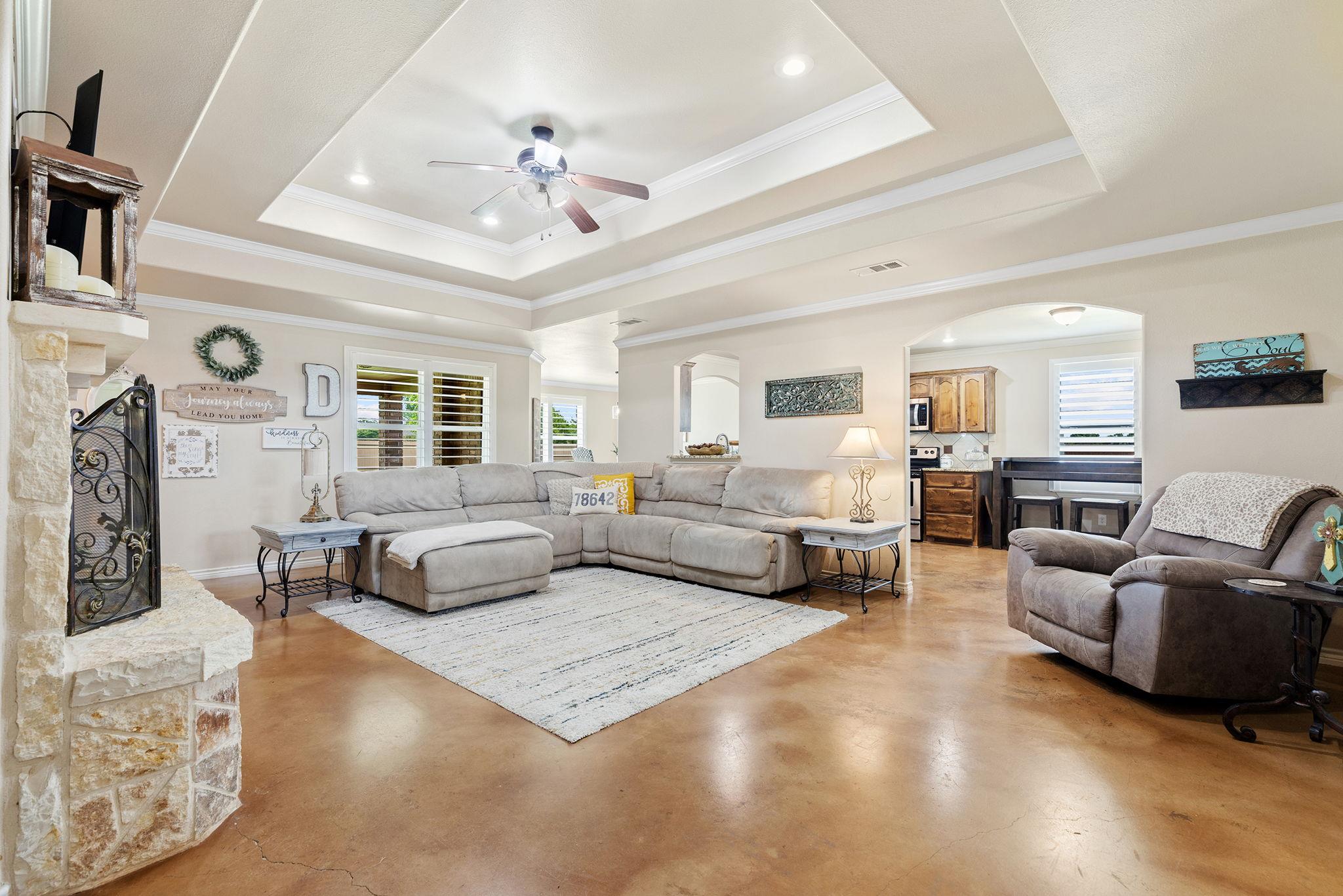 104 Angela Dr, Liberty Hill, TX 78642