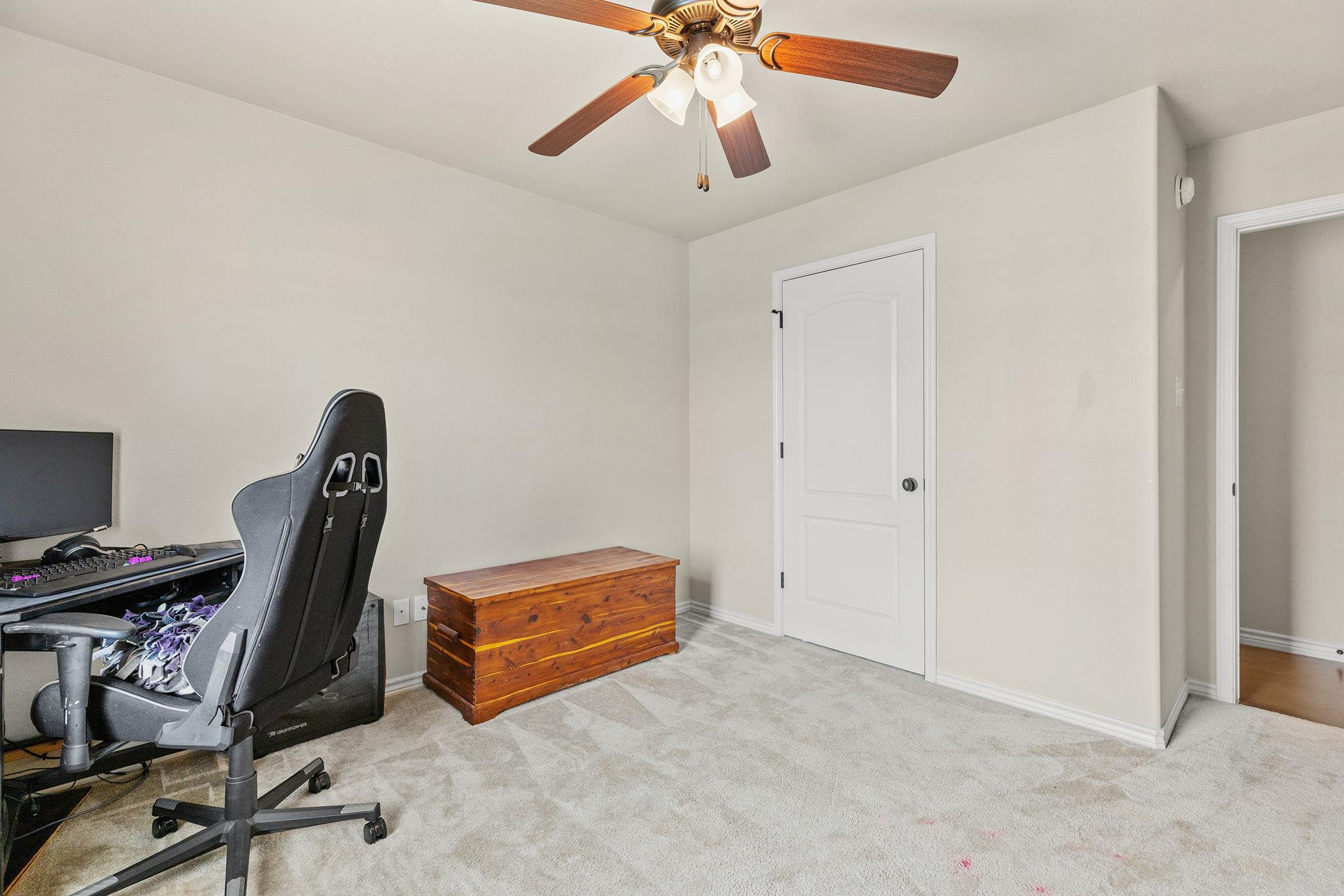 104 Angela Dr, Liberty Hill, TX 78642