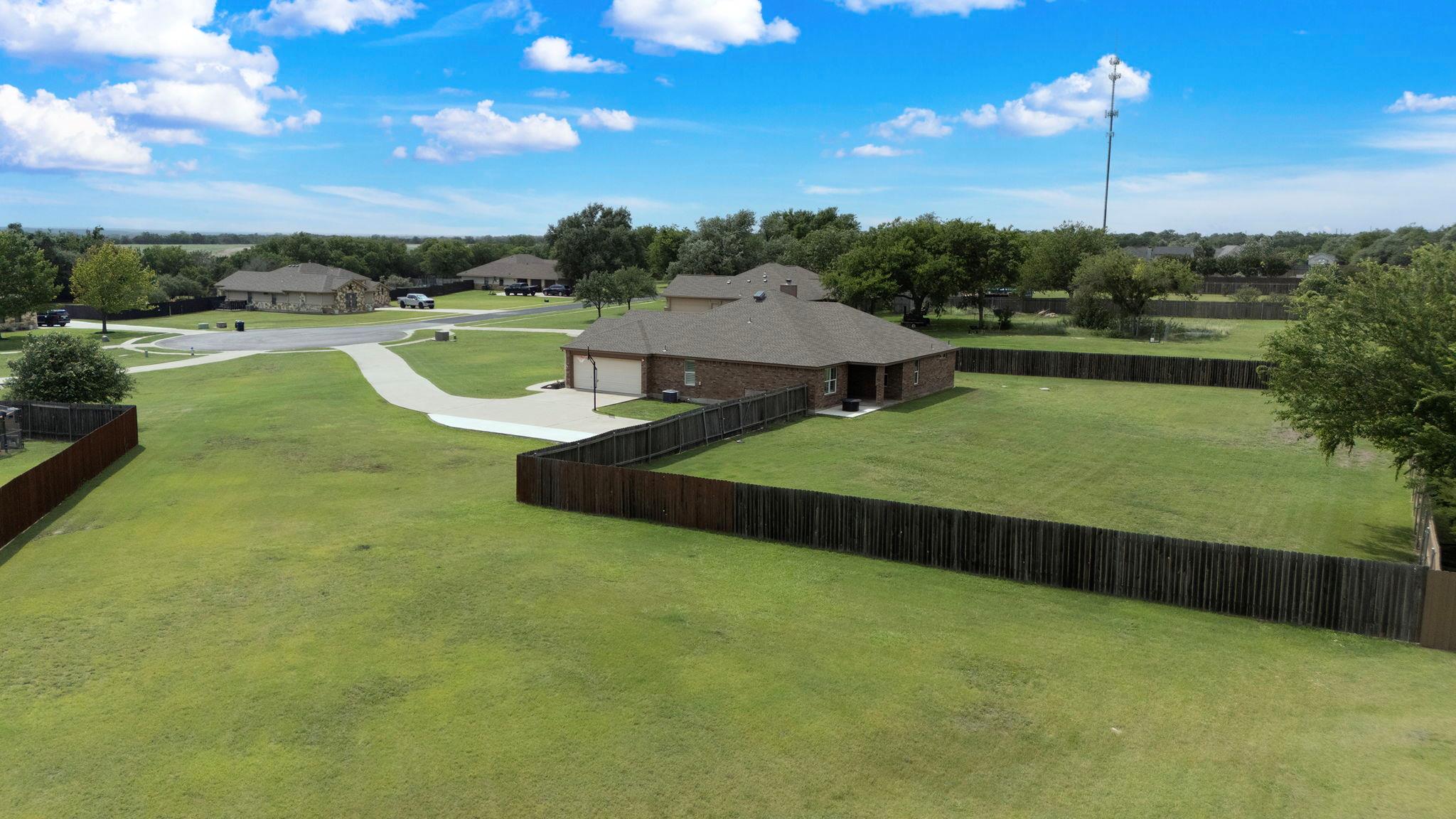 104 Angela Dr, Liberty Hill, TX 78642