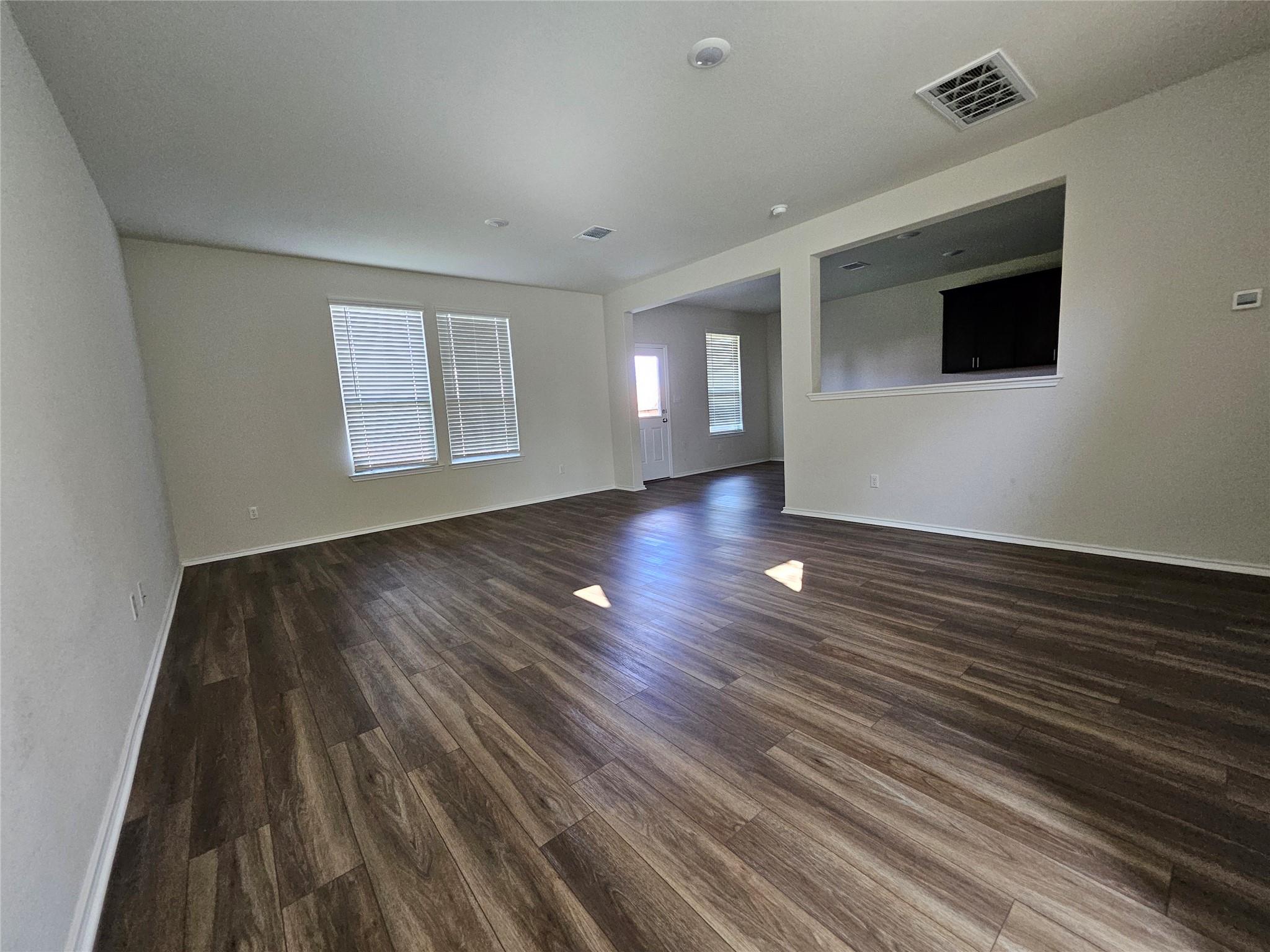 177 Purple Sandpiper Ln, Leander, TX 78641