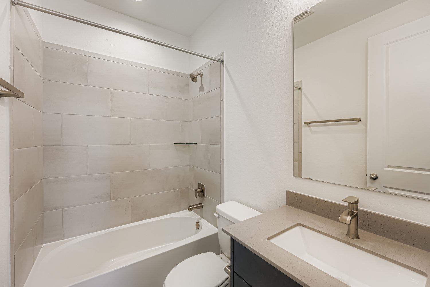 290 Orleanian Dr, Buda, TX 78610