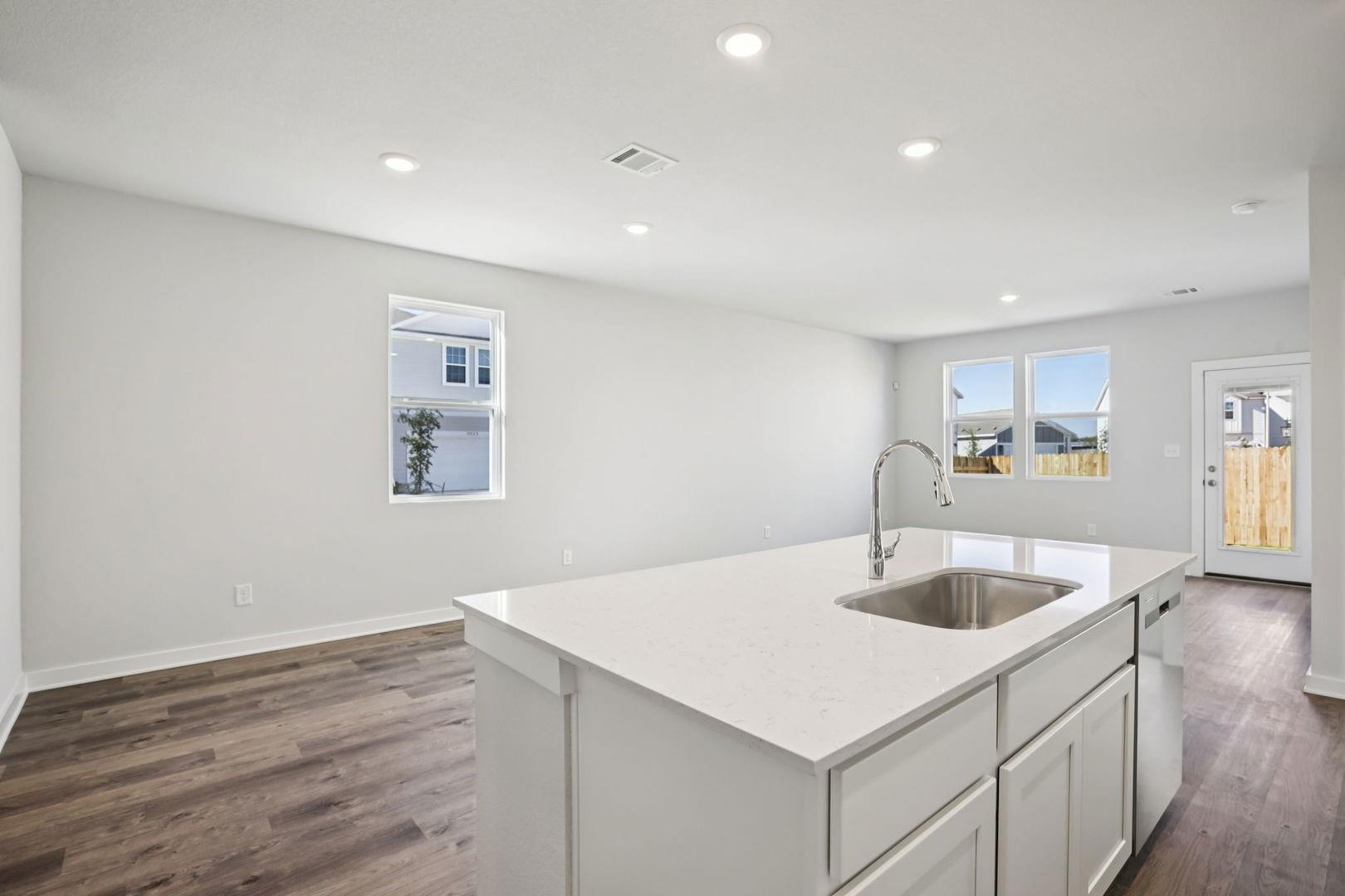 148 Cutleaf Cv, San Marcos, TX 78666