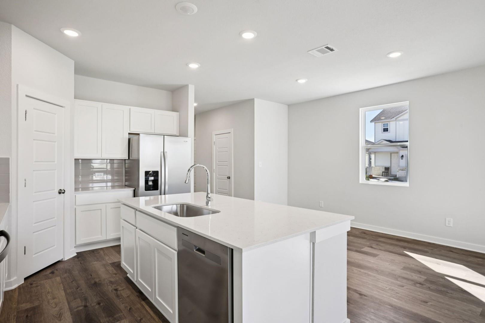 148 Cutleaf Cv, San Marcos, TX 78666