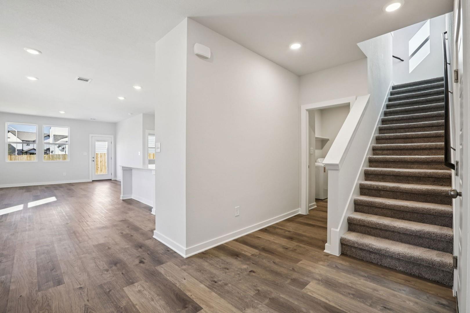 148 Cutleaf Cv, San Marcos, TX 78666