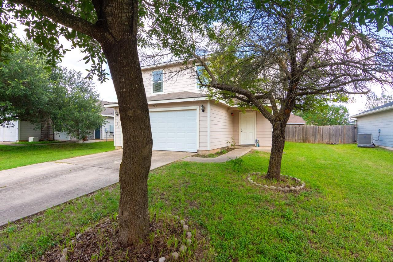 102 Quail Hollow Dr, Hutto, TX 78634
